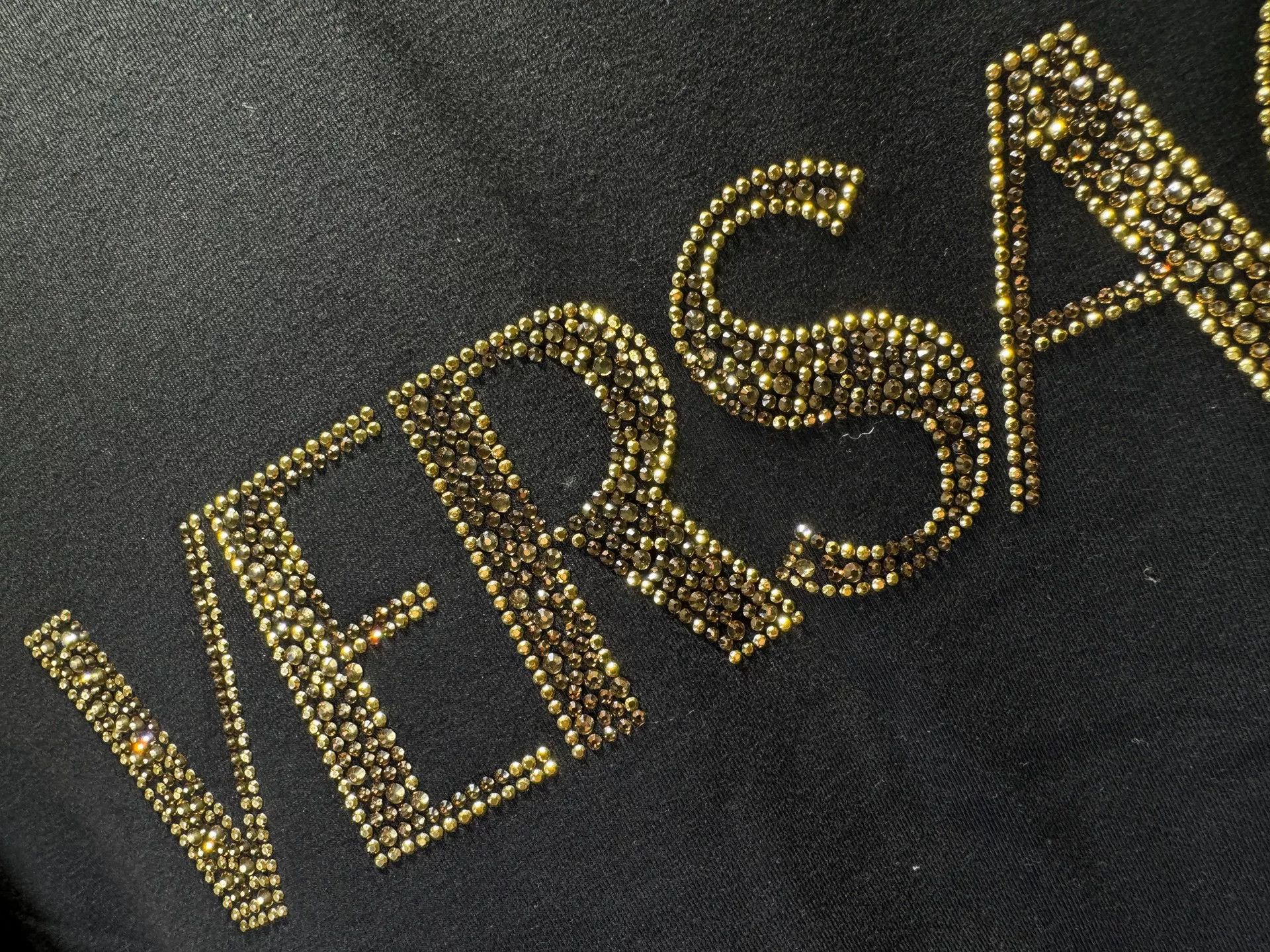 Versace Versace Men's Round Neck Long-Sleeve T-Shirt Size US M / EU 48-50 / 2 - 4 Thumbnail