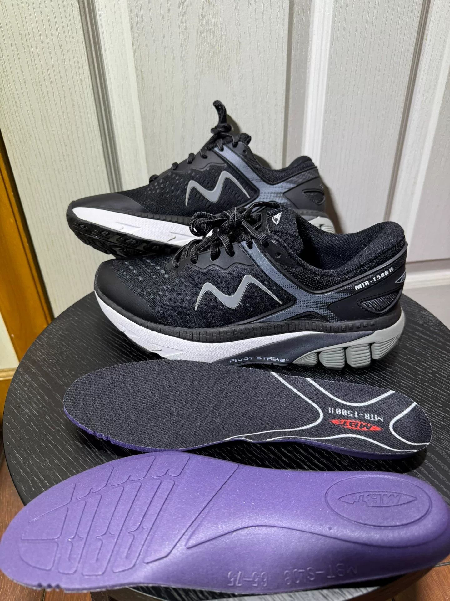 MBT MBT Men's Spring Autumn Running Shoes Size US 7 / EU 40 - 8 Thumbnail
