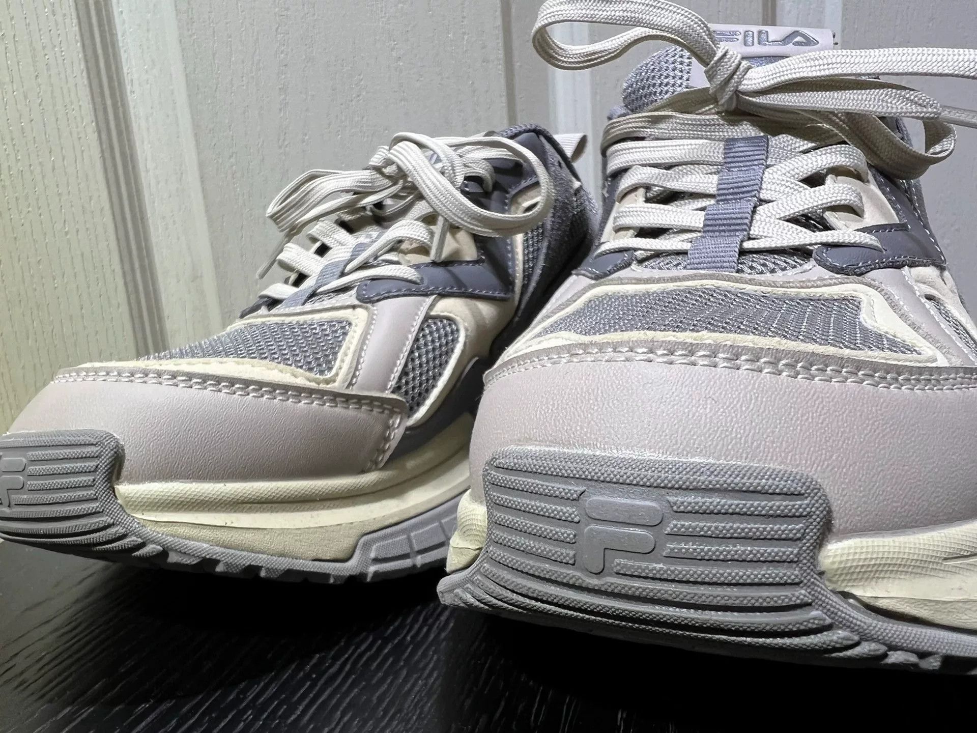Fila FILA Men's Casual Sports Sneakers Size US 8 / EU 41 - 3 Thumbnail