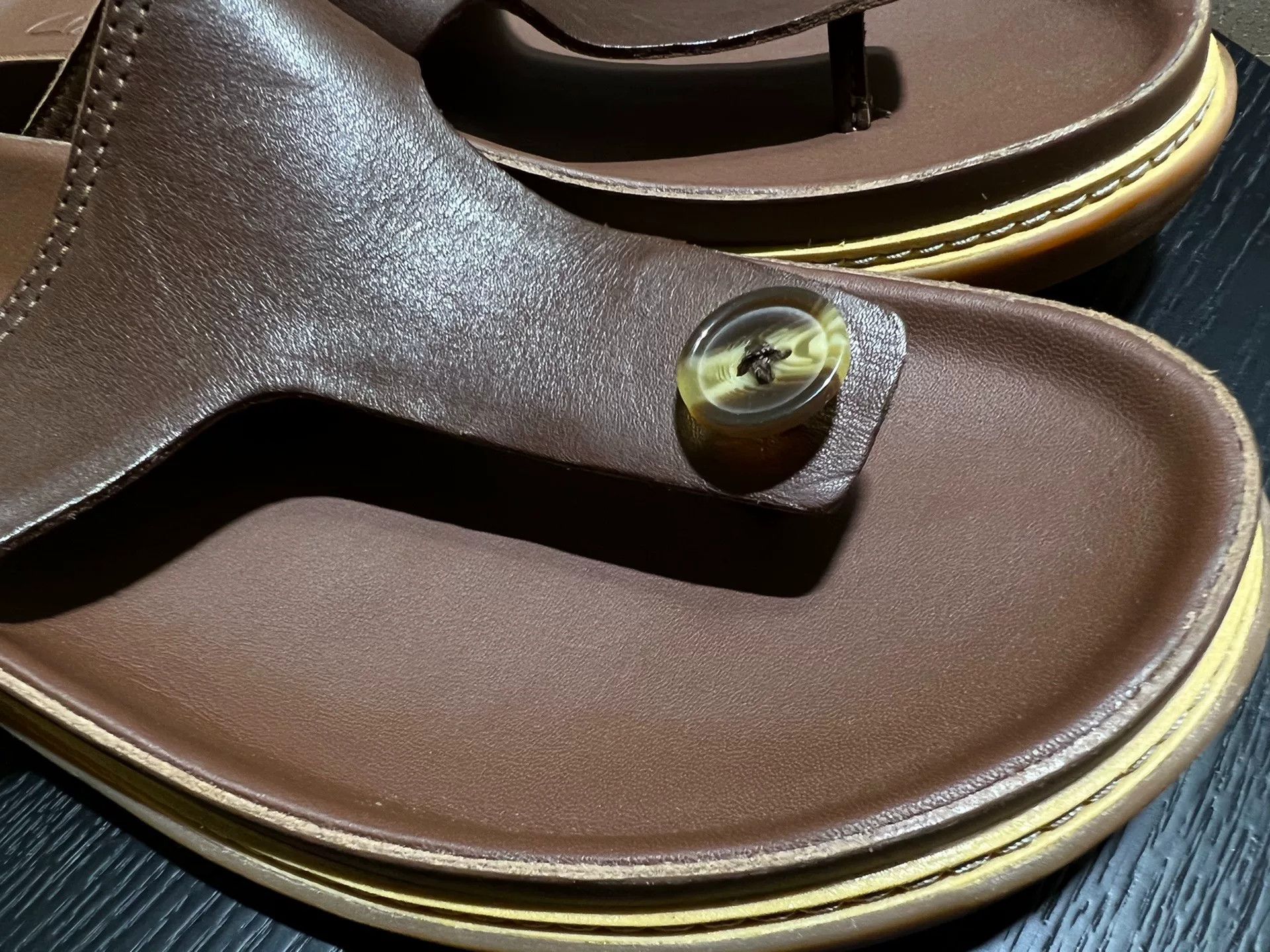 Clarks Clarks Men's T-Strap Genuine Leather Slippers Size US 8.5 / EU 41-42 - 3 Thumbnail
