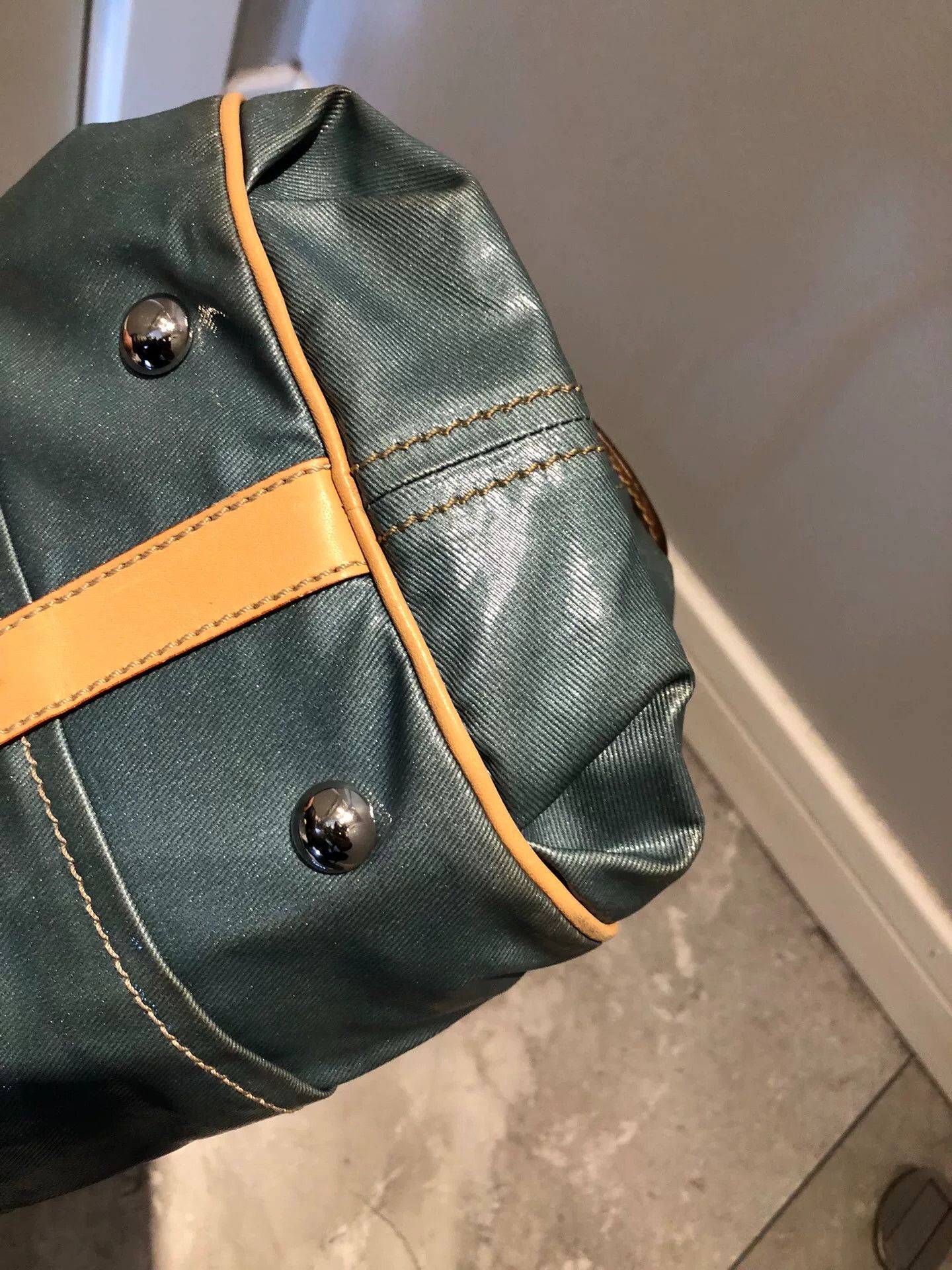 Tod's TOD'S Authentic Gently Used Handbag Size ONE SIZE - 9 Thumbnail