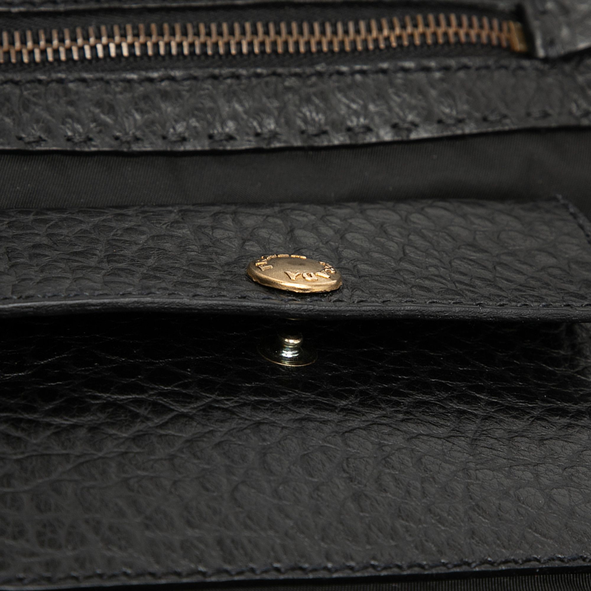 Prada Prada Vitello Daino Trimmed Tessuto Shoulder Bag Size ONE SIZE - 6 Thumbnail