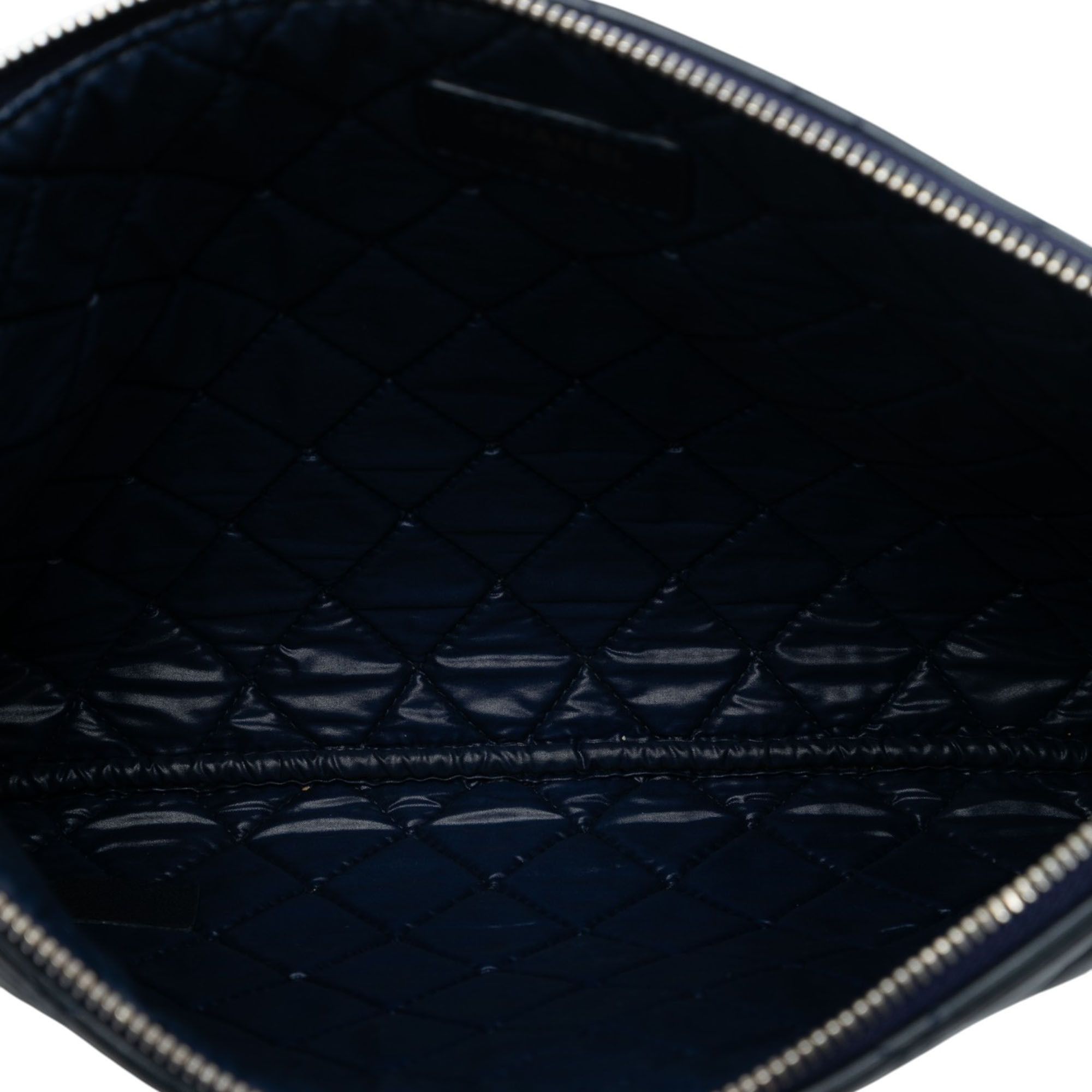 Chanel Chanel Medium Quilted Lambskin Casino Beauty O Case Clutch Size ONE SIZE - 4 Thumbnail
