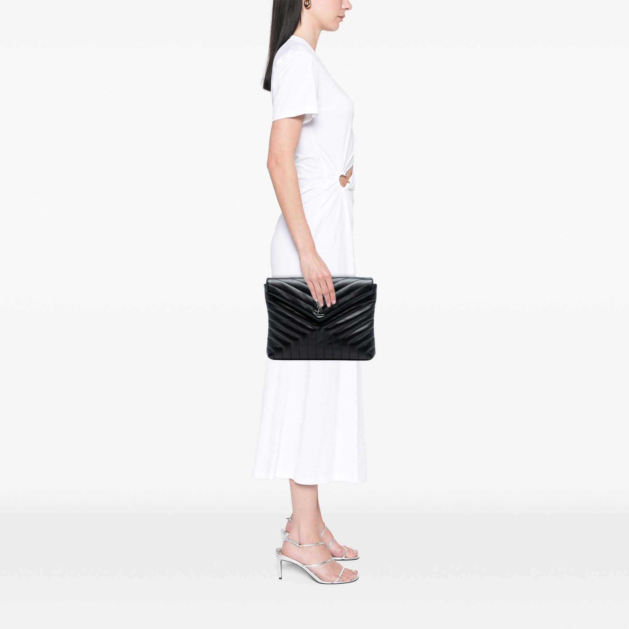 Yves Saint Laurent Yves Saint Laurent Matelasse Calfskin Monogram LouLou Document Clutch Size ONE SIZE - 7 Thumbnail