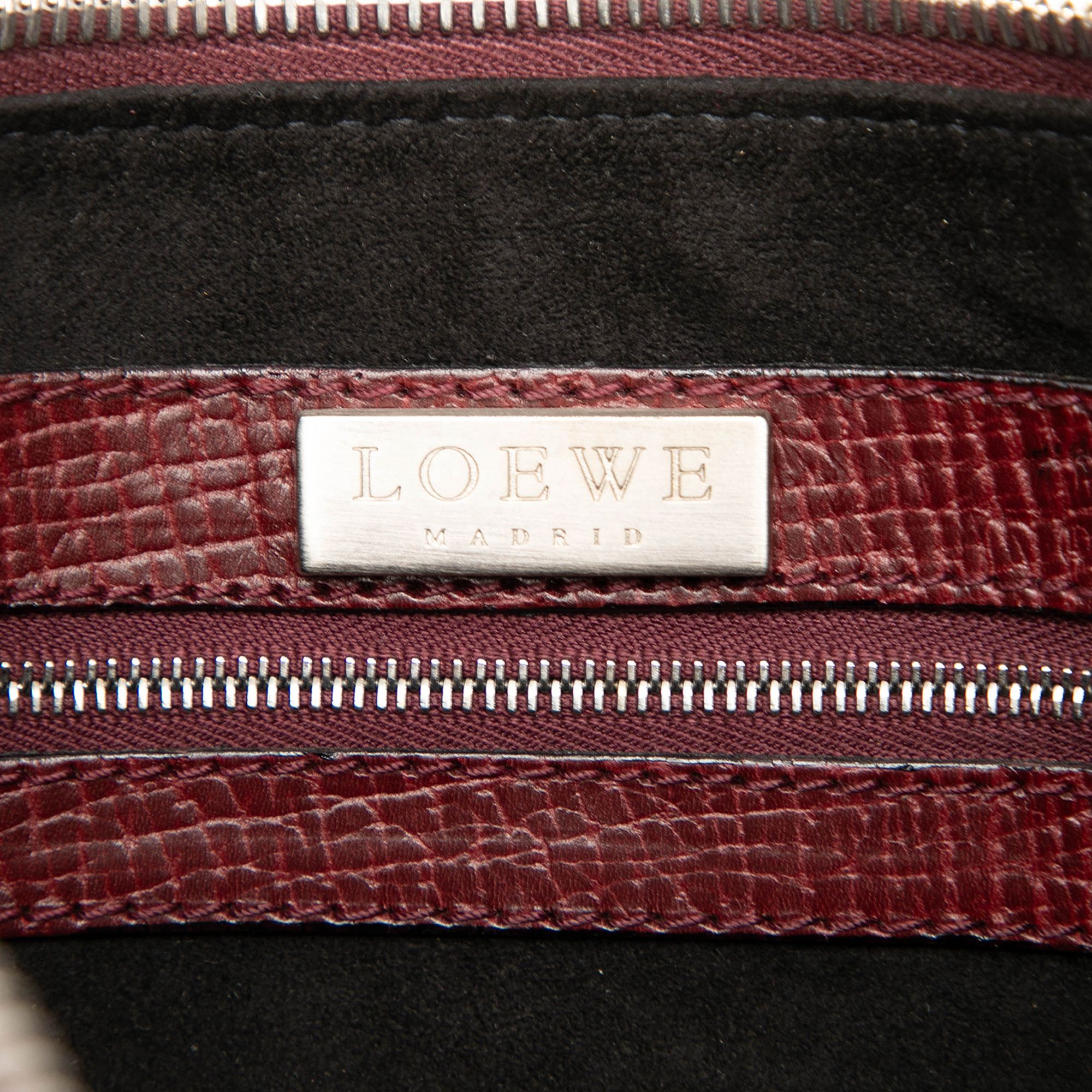 Loewe LOEWE Textured Leather Shoulder Bag Size ONE SIZE - 5 Thumbnail