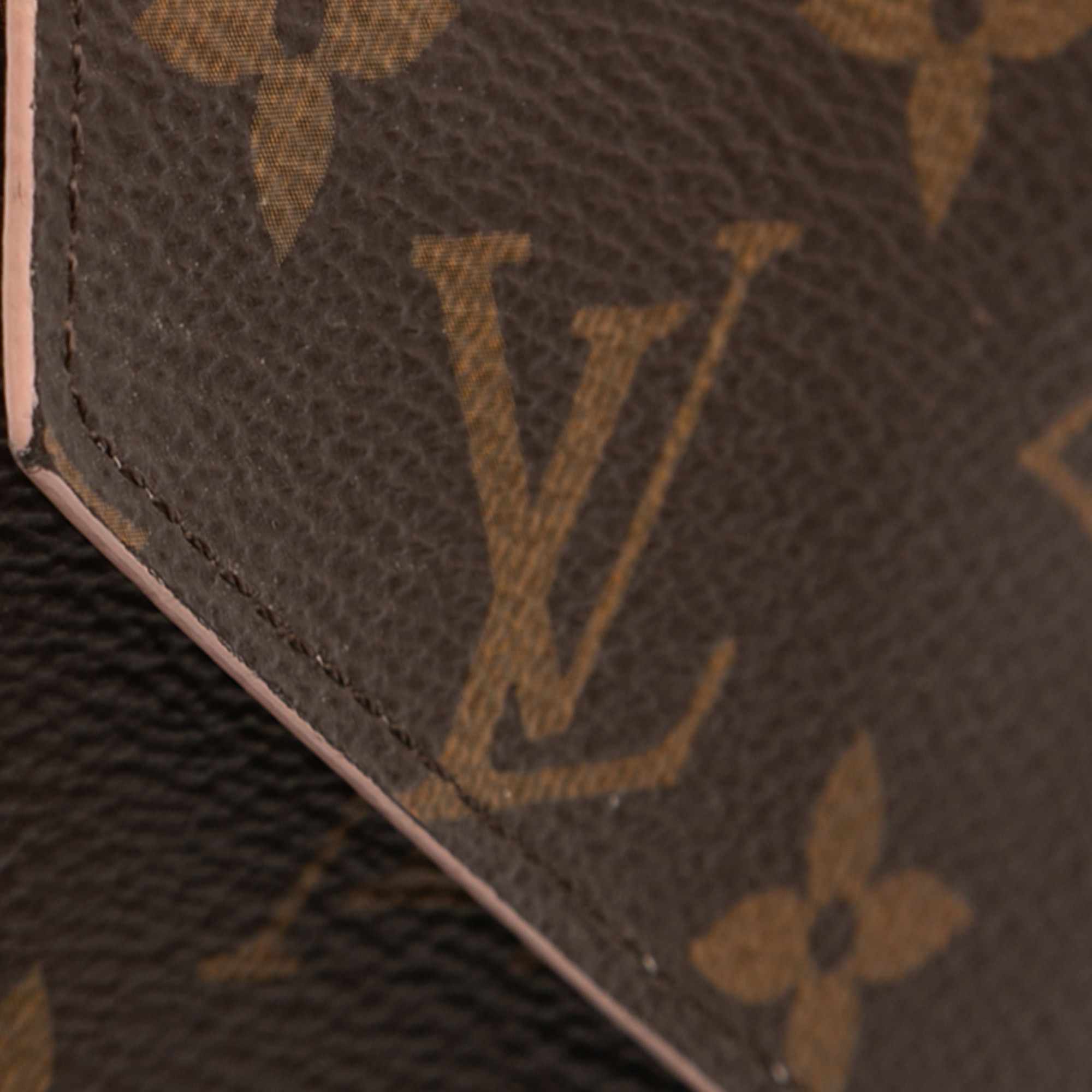 Louis Vuitton Louis Vuitton Monogram Pochette Kirigami GM Size ONE SIZE - 9 Thumbnail
