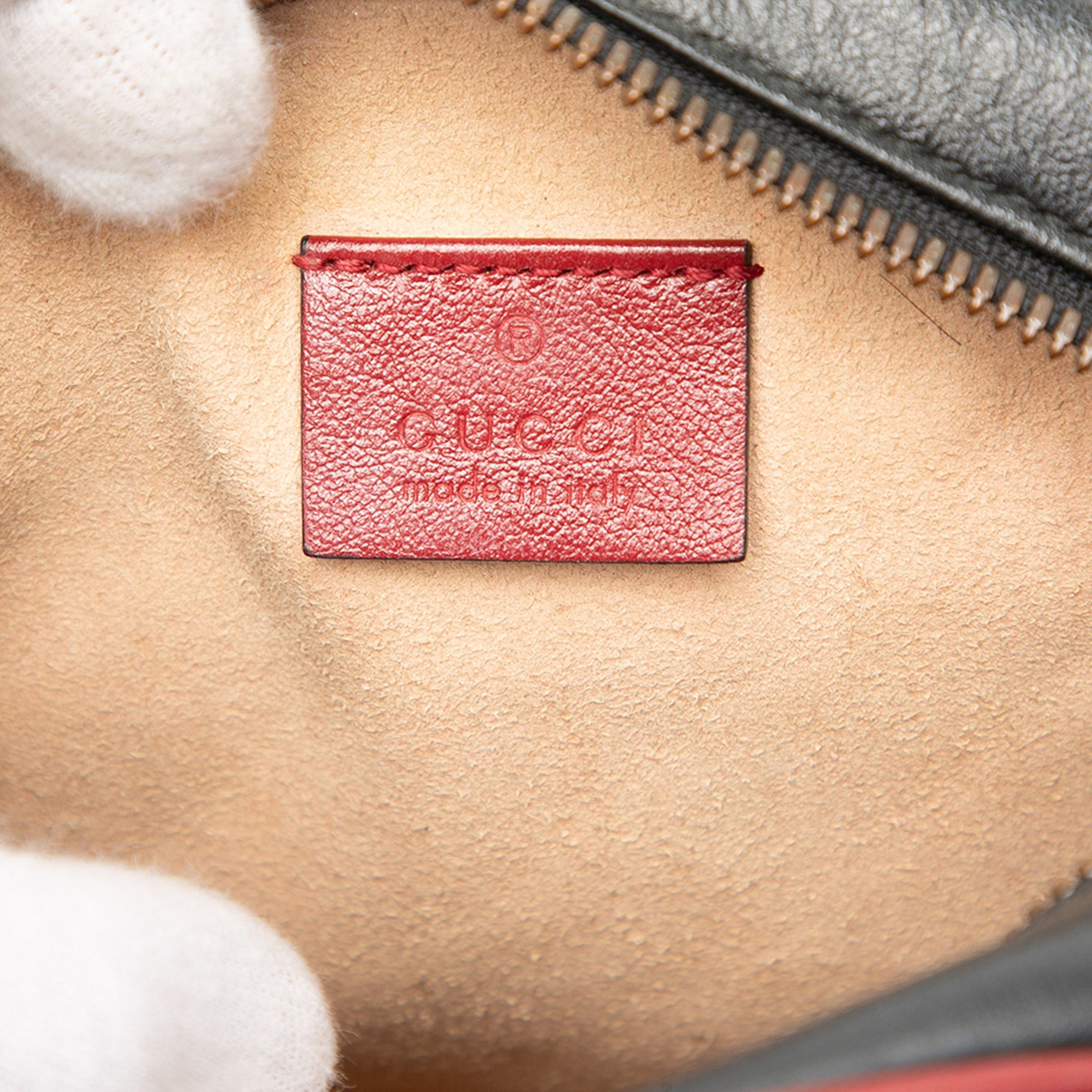 Gucci Gucci Mini GG Marmont Matelasse Leather Torchon Round Crossbody Size ONE SIZE - 5 Thumbnail