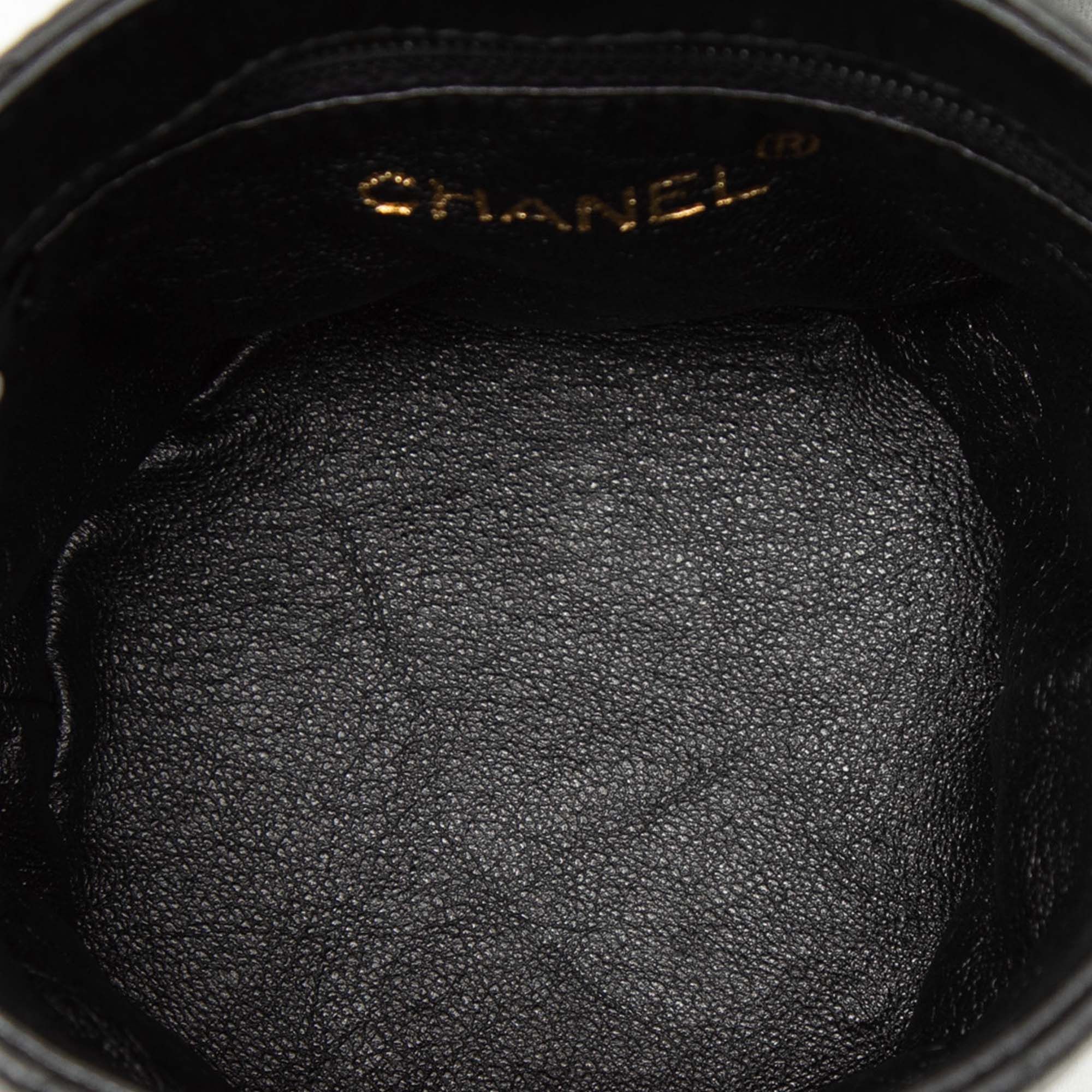 Chanel Mini Quilted Lambskin Canteen Tassel Vanity Case Size ONE SIZE - 4 Thumbnail