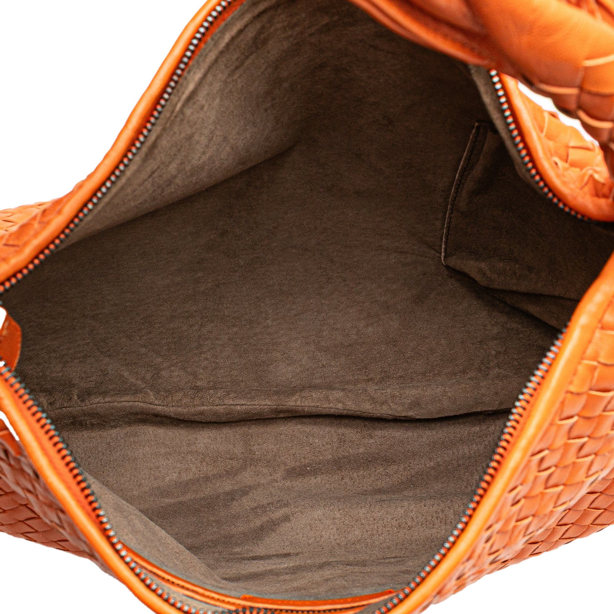 Bottega Veneta Medium Nappa Intrecciato Fuzzy Veneta Hobo Size ONE SIZE - 4 Thumbnail