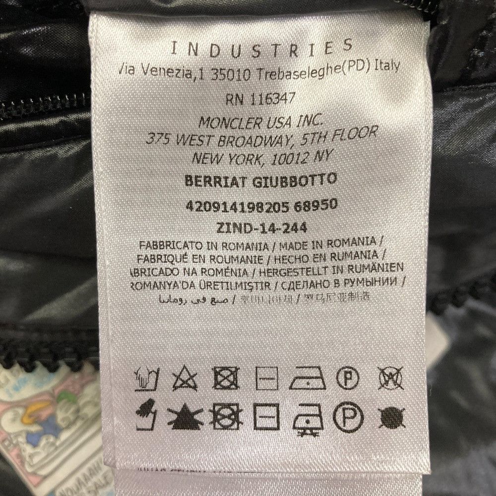 Moncler Moncler Moncler BERRIAT Quilted Down Jacket Textile Outerwear BERRIAT DUTY FREE for USA Size ONE SIZE - 12 Thumbnail