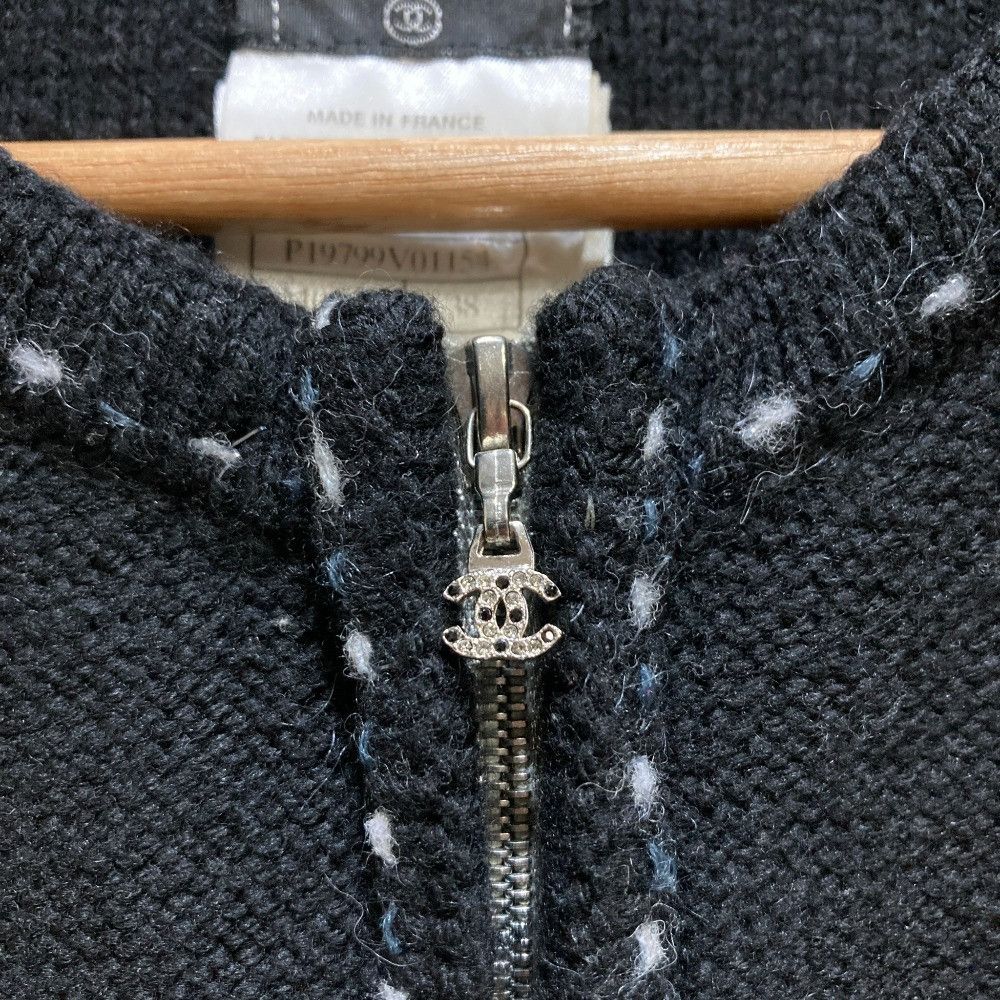 Chanel Chanel Chanel Coco Mark Cashmere Blend Knit Cardigan Textile Tops P19799 DUTY FREE for USA Size ONE SIZE - 3 Thumbnail