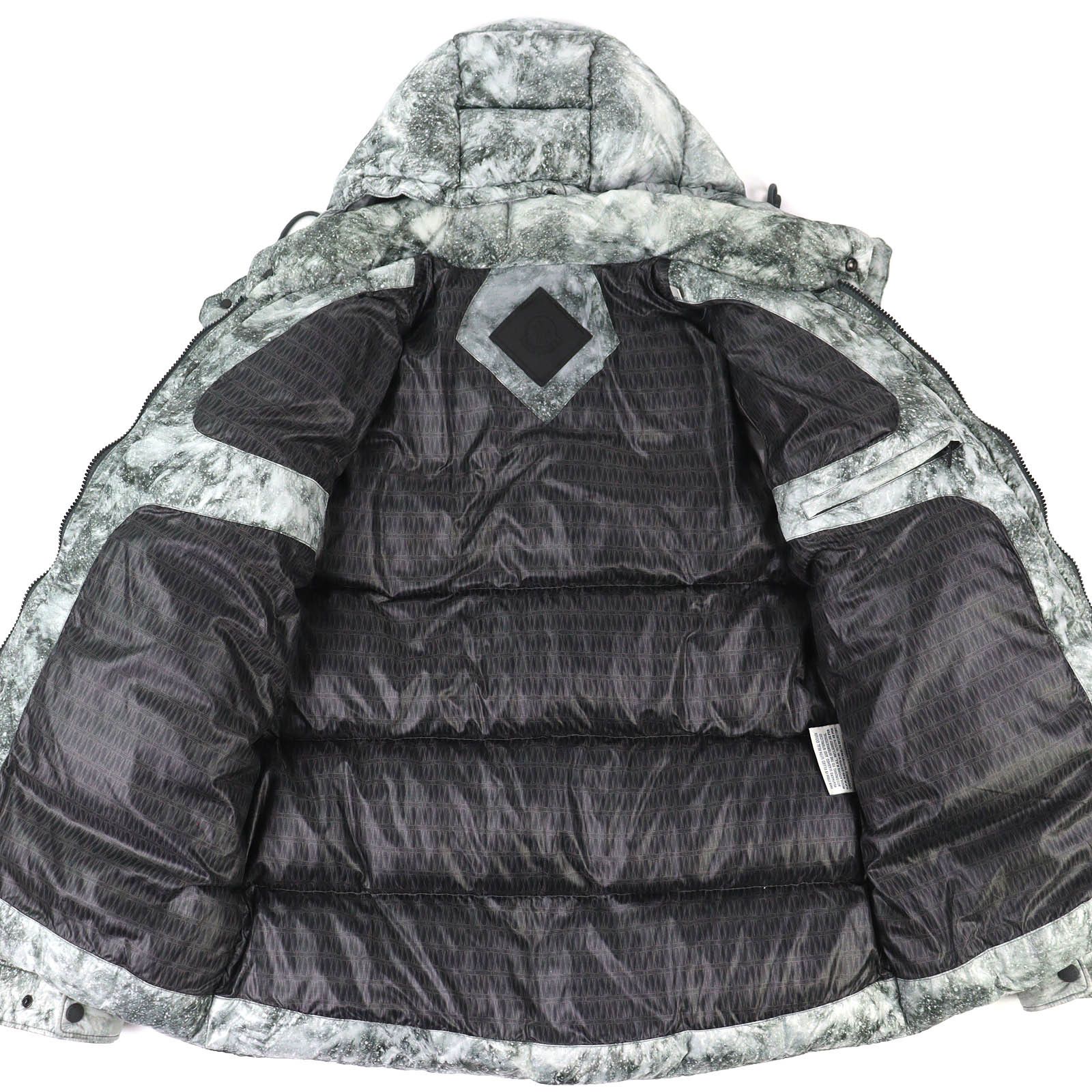 Moncler Moncler Moncler YAMATA White Mountaineering Down Jacket Textile Outerwear DUTY FREE for USA Size ONE SIZE - 3 Thumbnail