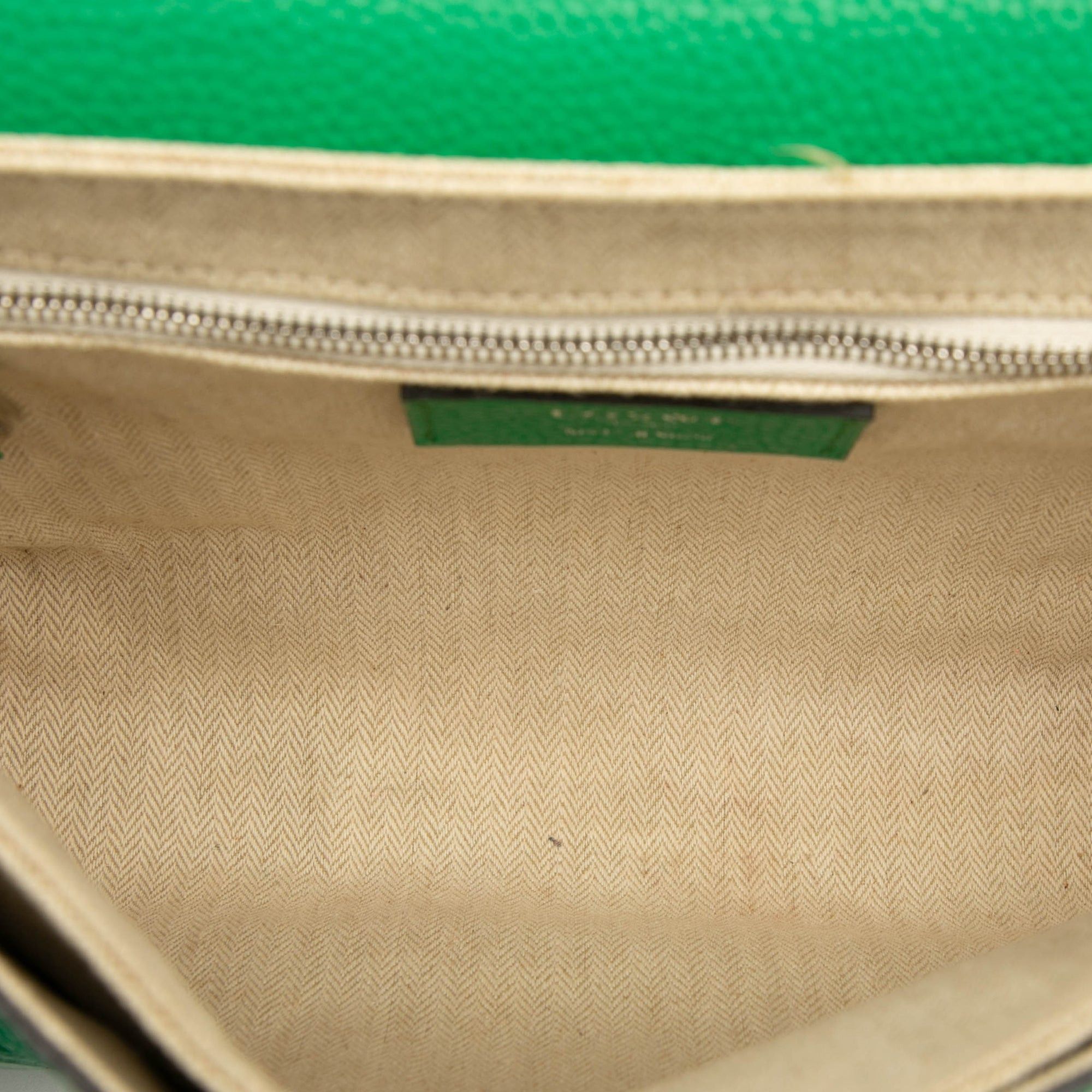 Loewe Pebbled Calfskin Anagram Flap Crossbody Size ONE SIZE - 4 Thumbnail