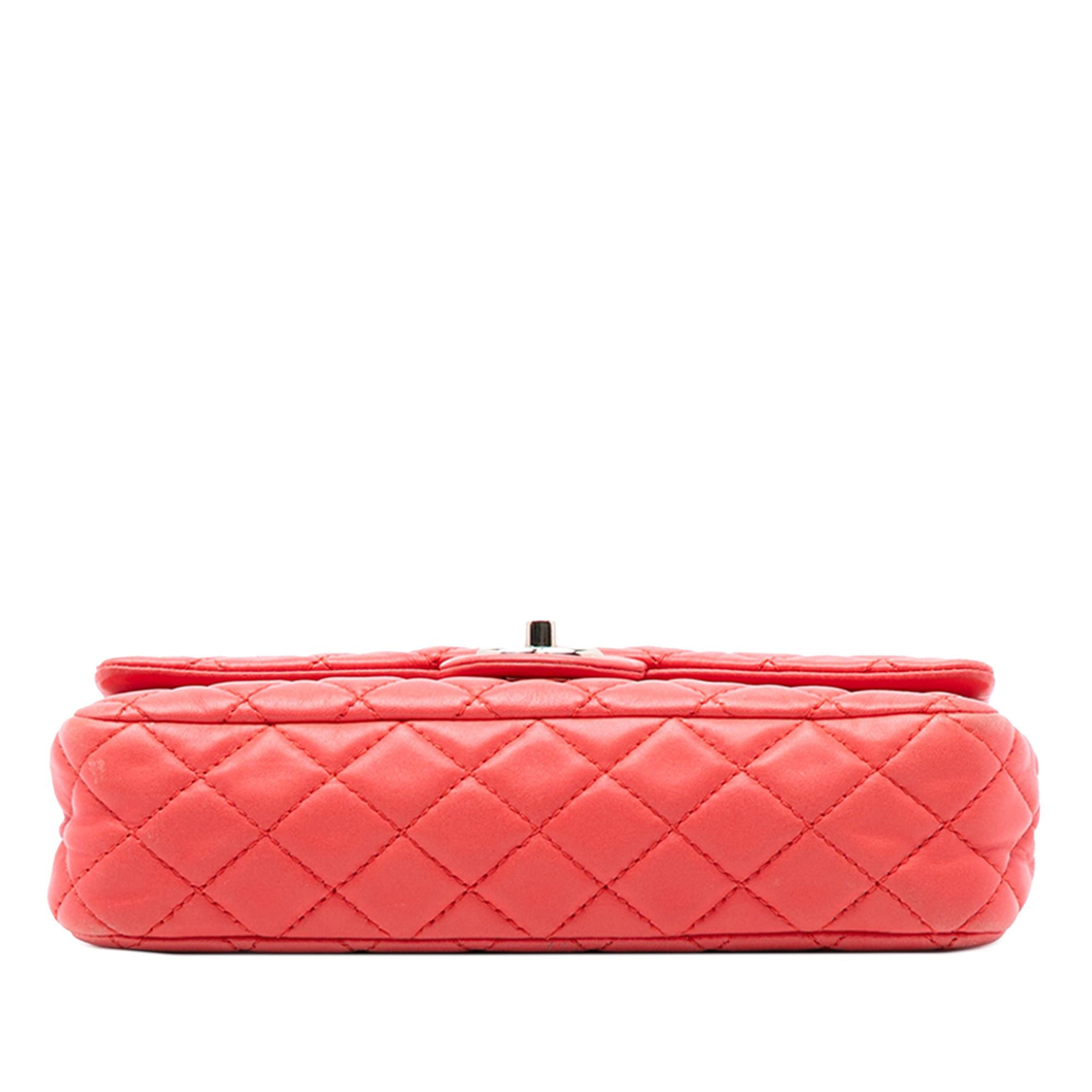 Chanel Medium Classic Lambskin Double Flap Size ONE SIZE - 3 Thumbnail
