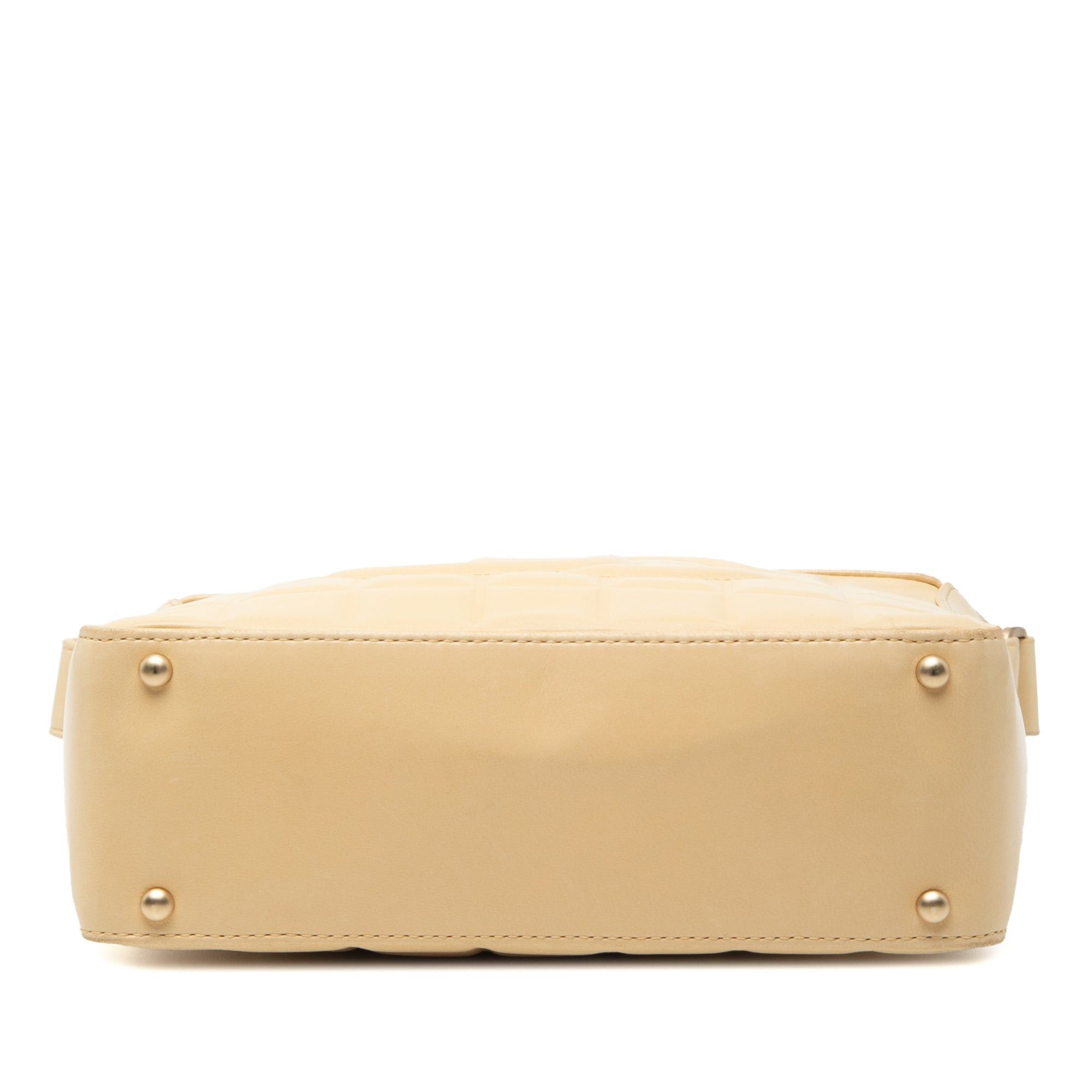 Chanel CC Chocolate Bar Lambskin Shoulder Bag Size ONE SIZE - 3 Thumbnail