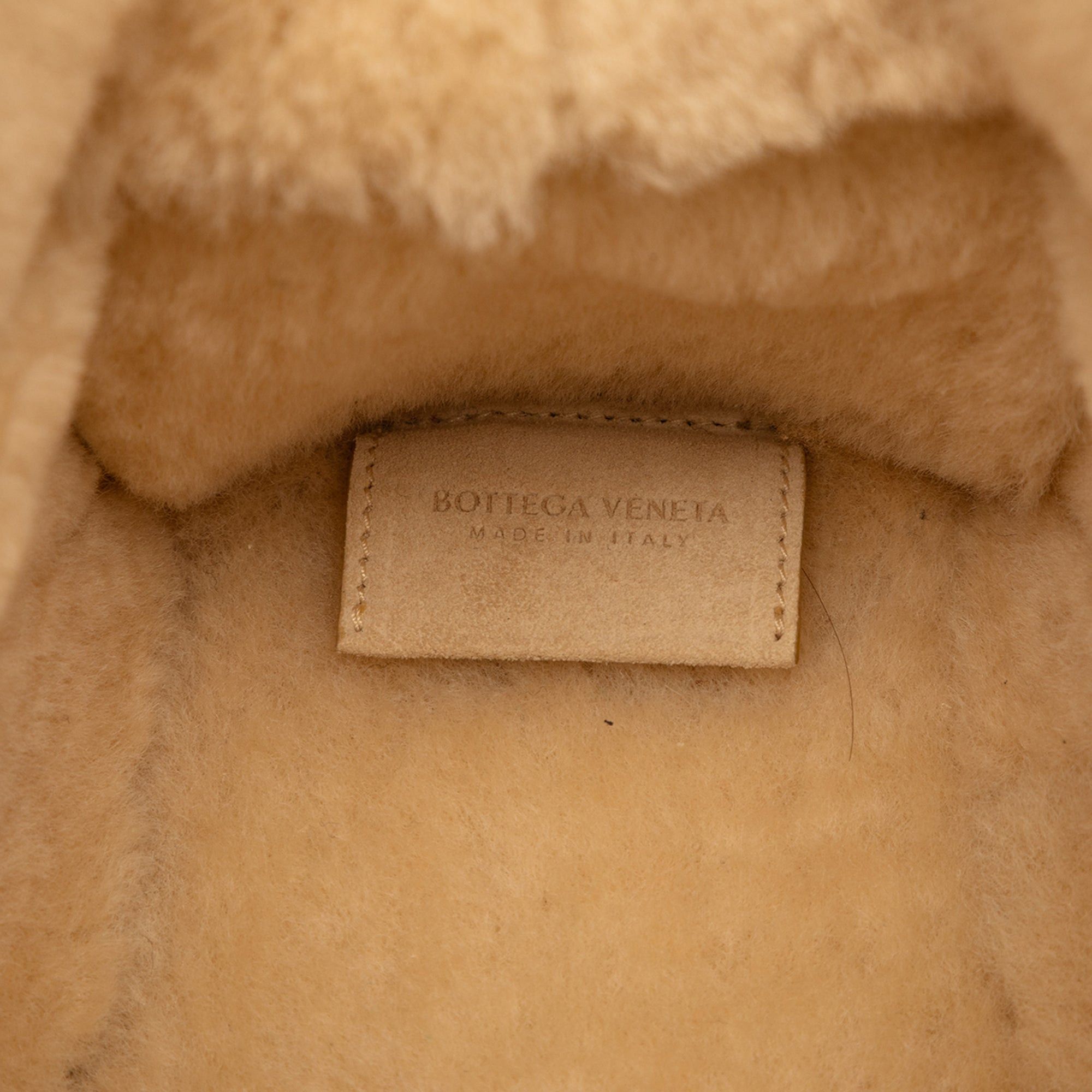 Bottega Veneta Small Suede and Shearling Maxi Intrecciato Arco Tote Size ONE SIZE - 5 Thumbnail