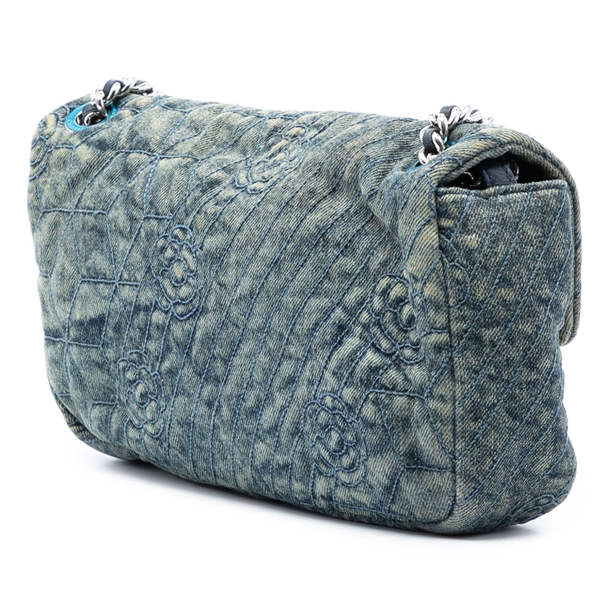 Chanel Medium Embroidered Denim Camellia Flap Size ONE SIZE - 2 Thumbnail