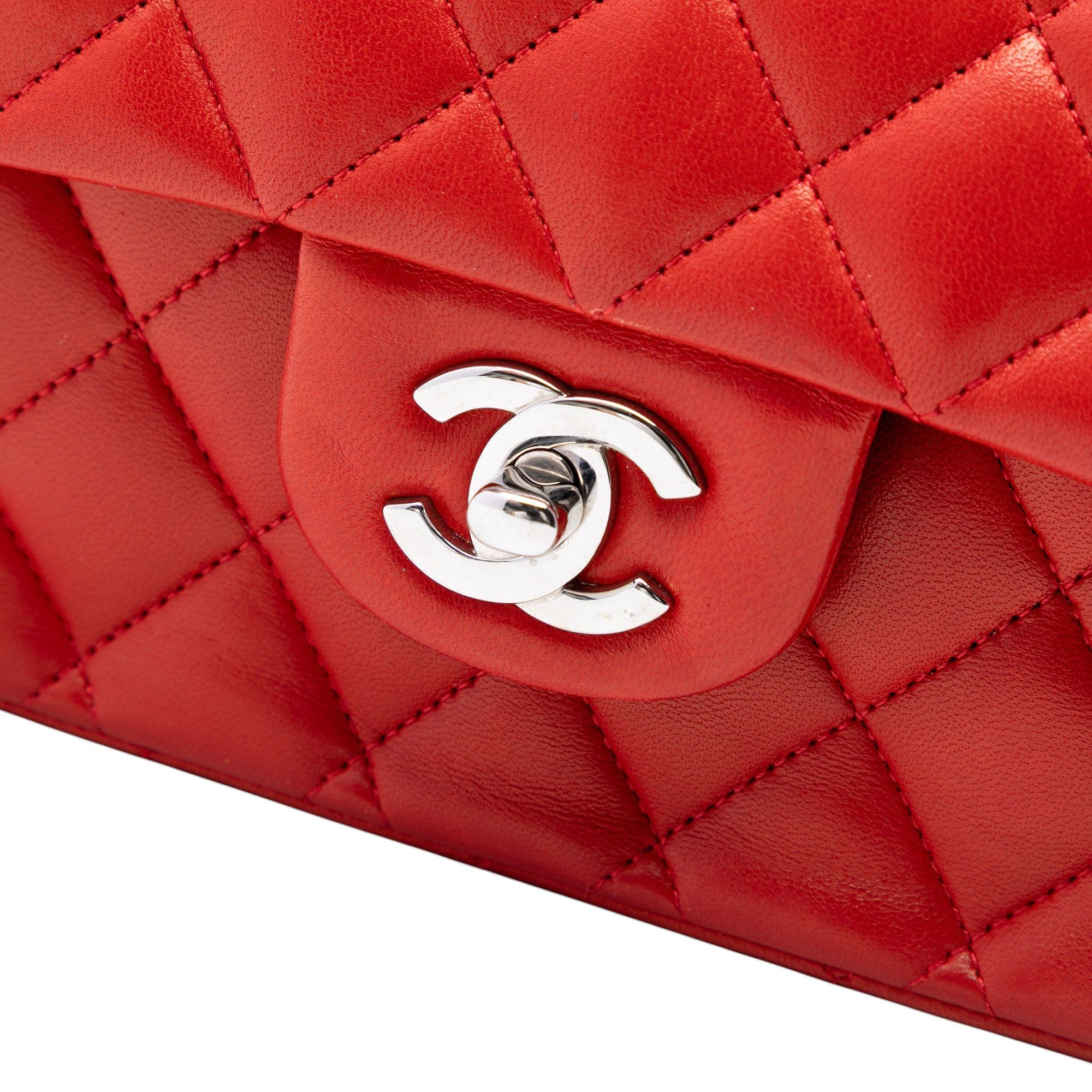 Chanel Medium Classic Lambskin Double Flap Size ONE SIZE - 6 Thumbnail