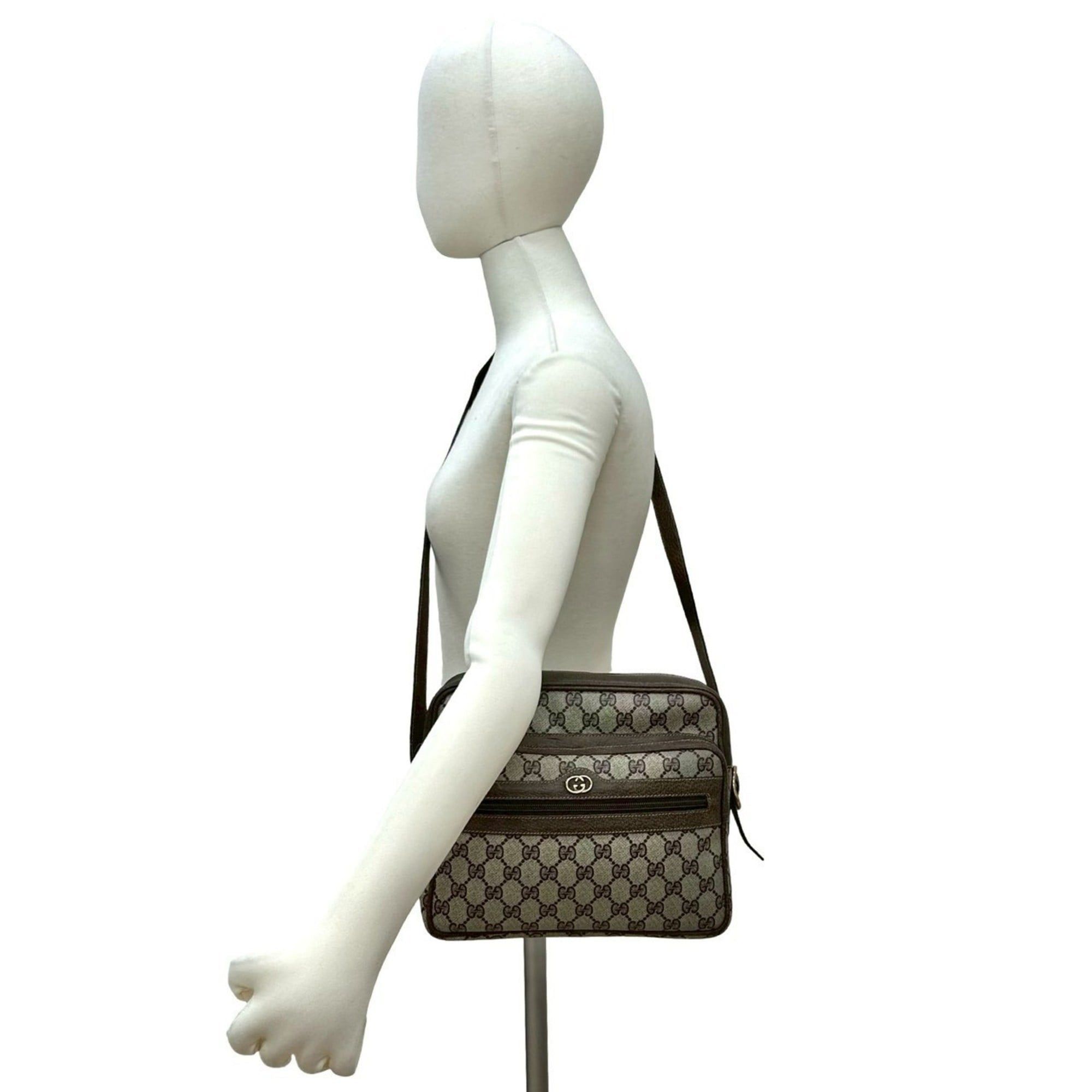 Gucci GUCCI Old Gucci GG Leather Shoulder Bag Pochette Sacoche Black 20048 Size ONE SIZE - 2 Thumbnail