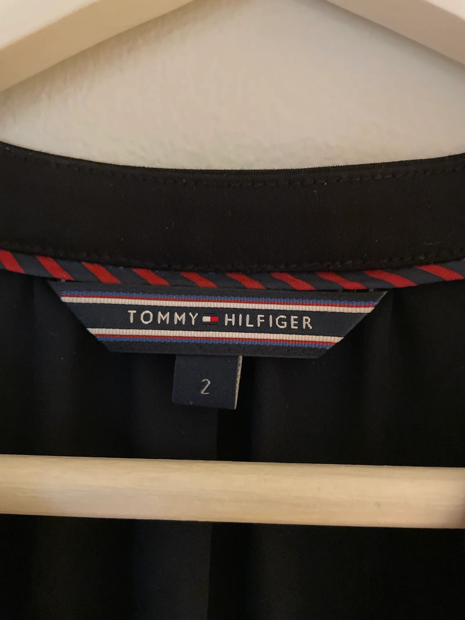 Tommy Hilfiger Tommy Hilfiger undefined Blouse Size XS / US 0-2 / IT 36-38 - 2 Thumbnail