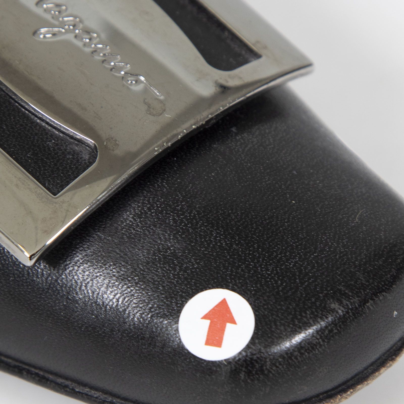 Salvatore Ferragamo Black Leather Low Heel Pumps Size US 8.5 / IT 38.5 - 8 Thumbnail