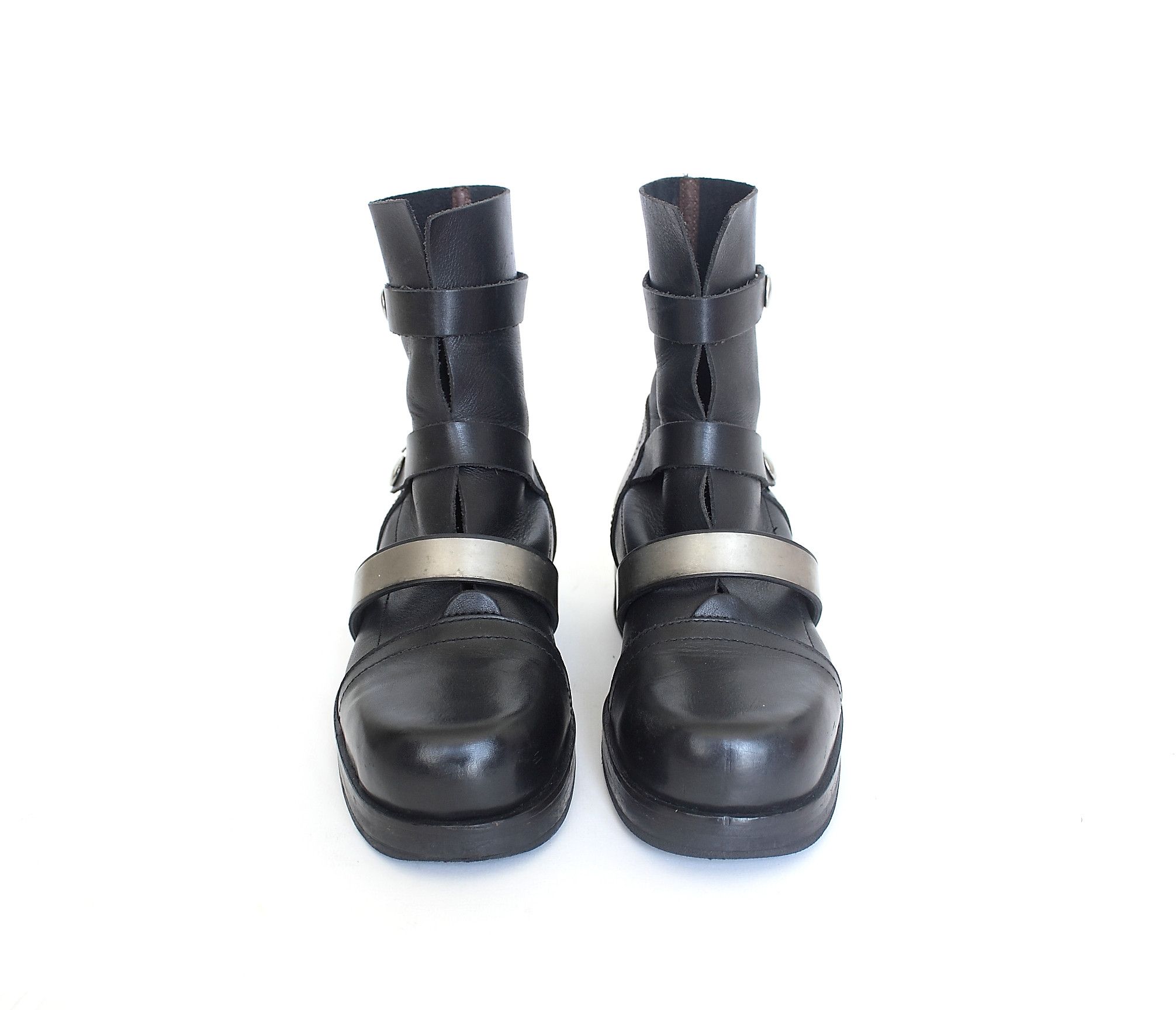 【希少】DIRK BIKKEMBERGS l Strap【美品】 A/W '95 Dirk Bikkembergs Quad Metal Strap Boots from seller