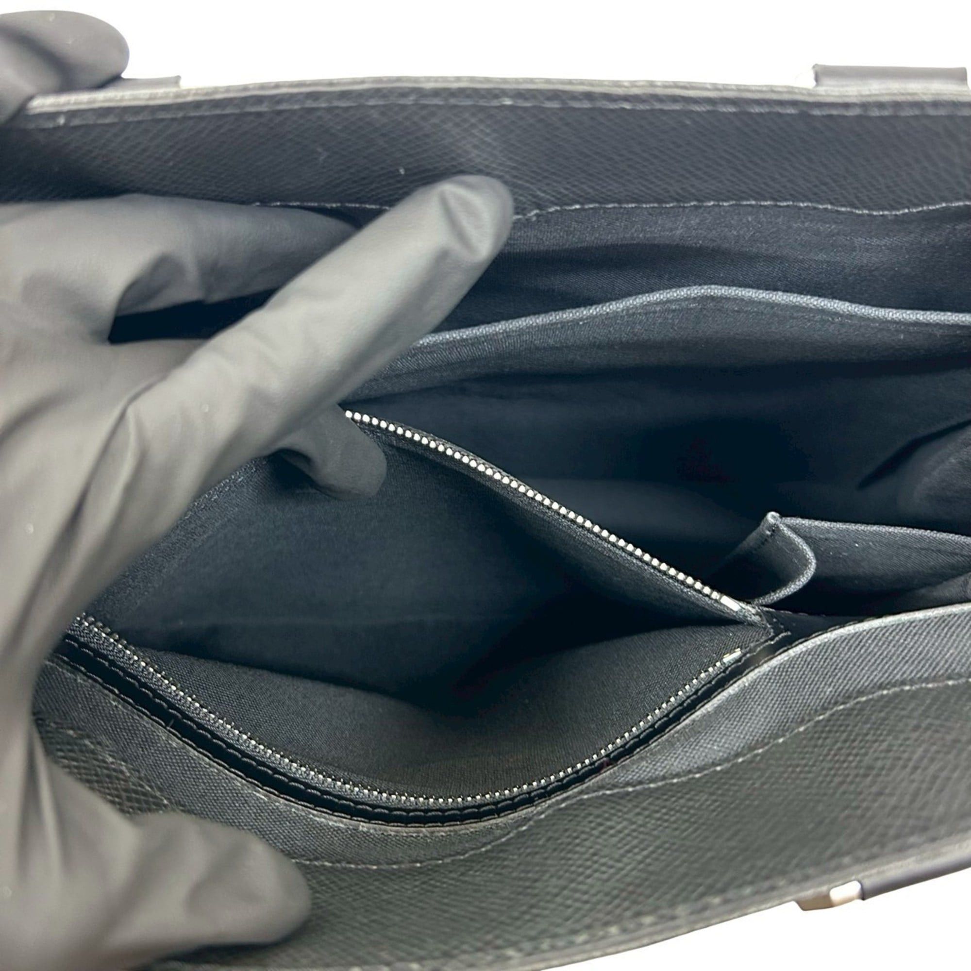 Louis Vuitton LOUIS VUITTON Casbeck Taiga Leather Tote Bag, Business Noir, Black, 00655 Size ONE SIZE - 10 Thumbnail