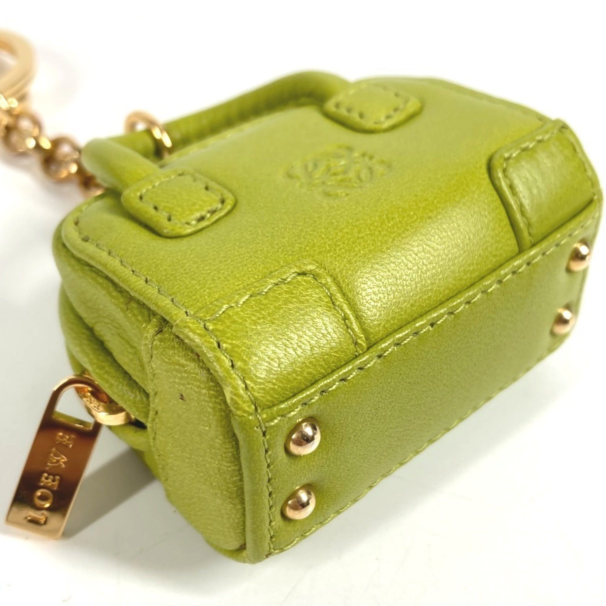 Loewe LOEWE Amazona Anagram Logo Charm, Accessory Bag Keychain, Leather, Men's/Women's, Green Size ONE SIZE - 2 Thumbnail