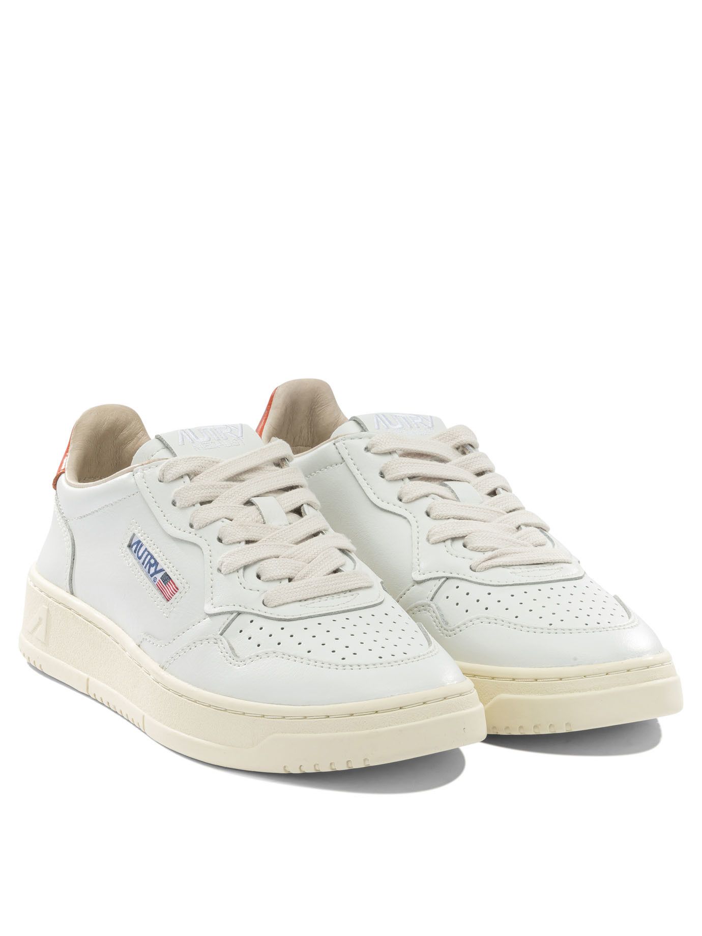 Autry Medalist Low Sneakers IT 37 Women - USA Duties Paid