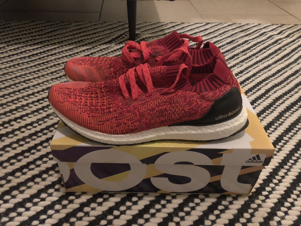 Adidas Ultra Boost Uncaged BB3899 scarlet solar red Size 10