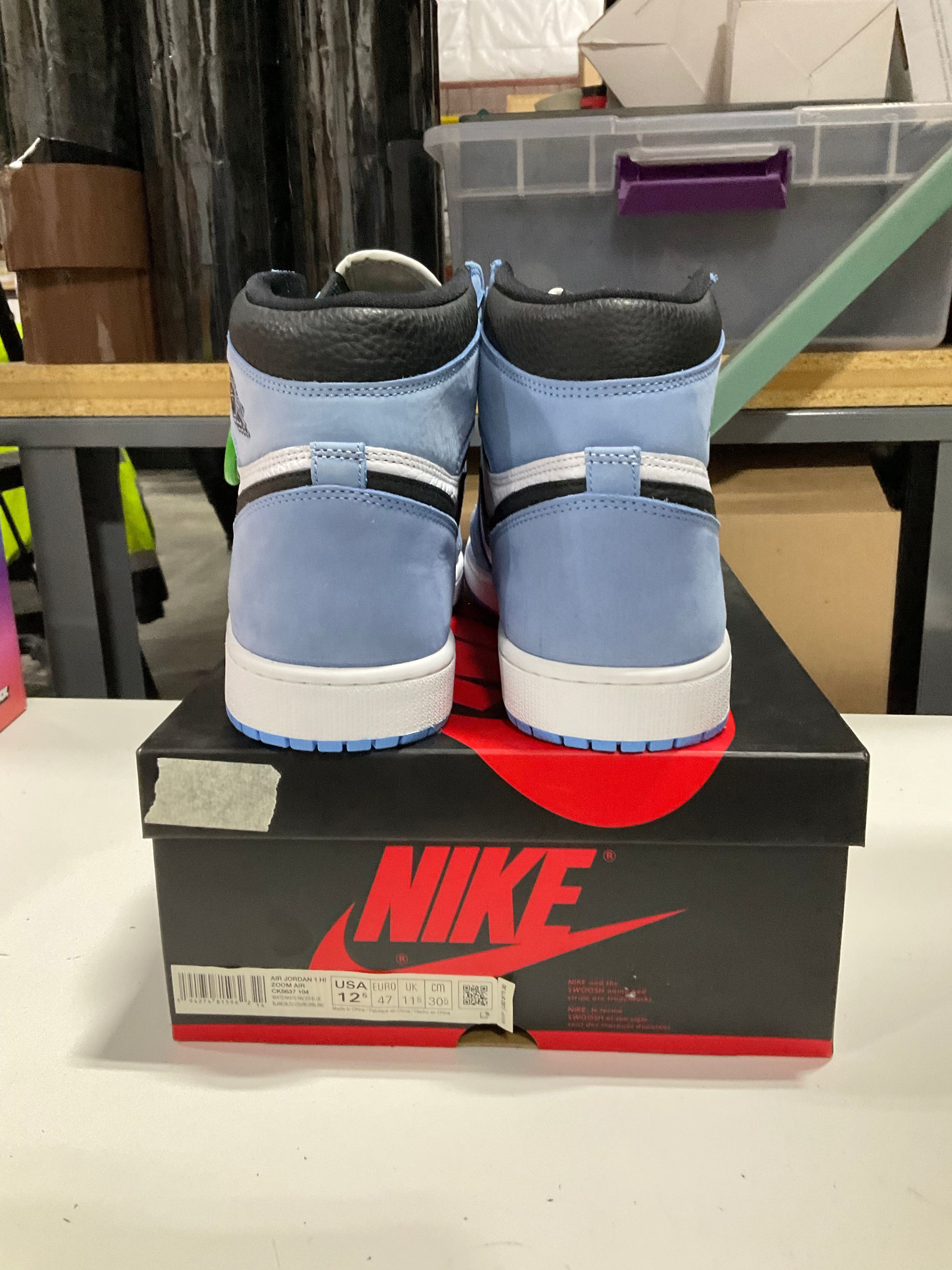 Jordan Brand DS Jordan 1 University Blue *Conditional* Wrong Box Size US 13 / EU 46 - 4 Thumbnail