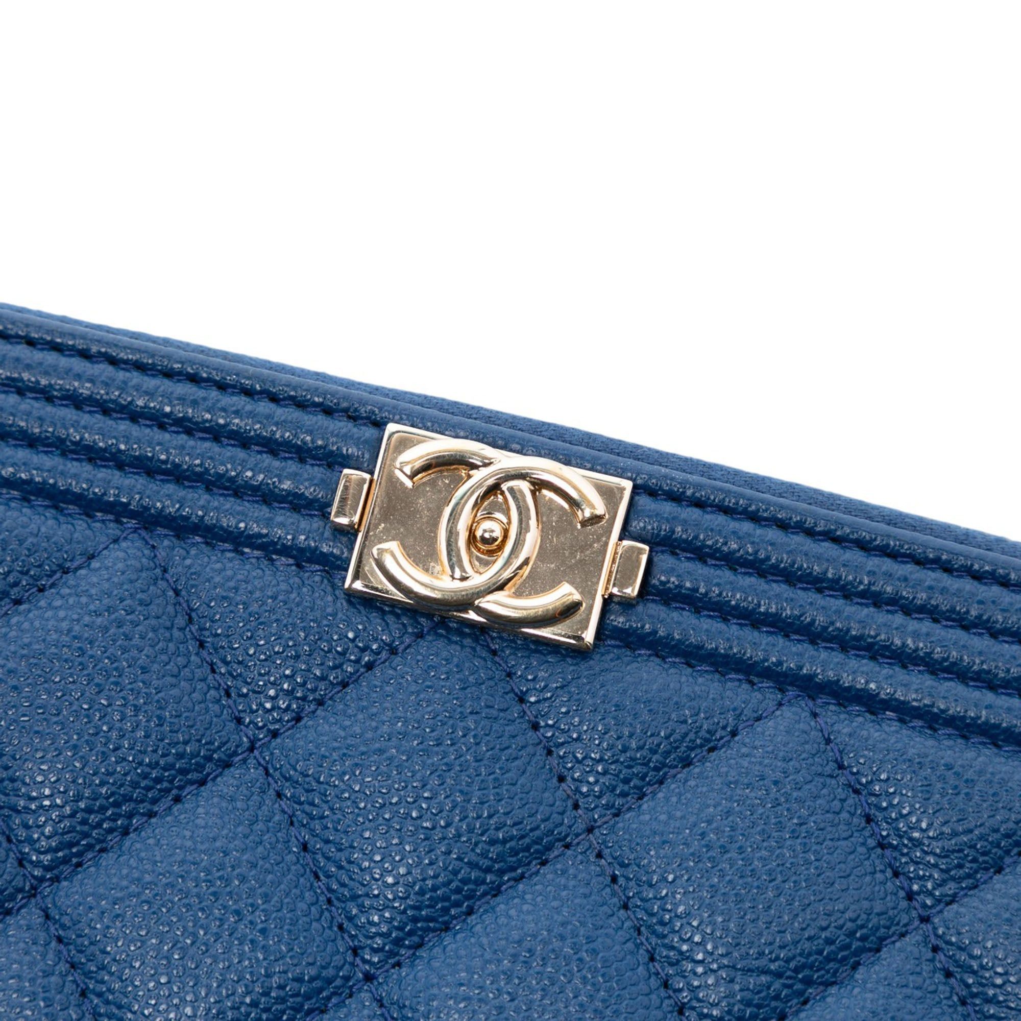 Chanel Medium Quilted Caviar Boy O Case Clutch Size ONE SIZE - 6 Thumbnail