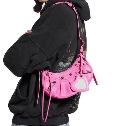 Balenciaga le cagole xs shoulder bag in glossy pink arena lambskin leather with brass hardware Size ONE SIZE - 5 Thumbnail