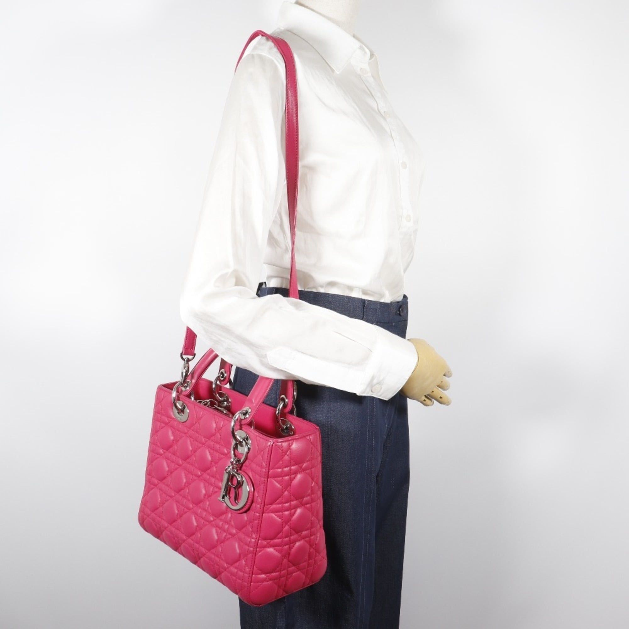 Dior Christian Dior Lady Cannage handbag, medium, 2-way shoulder bag, leather, made in Italy, fuchsia, 2-way, for women. Size ONE SIZE - 19 Thumbnail