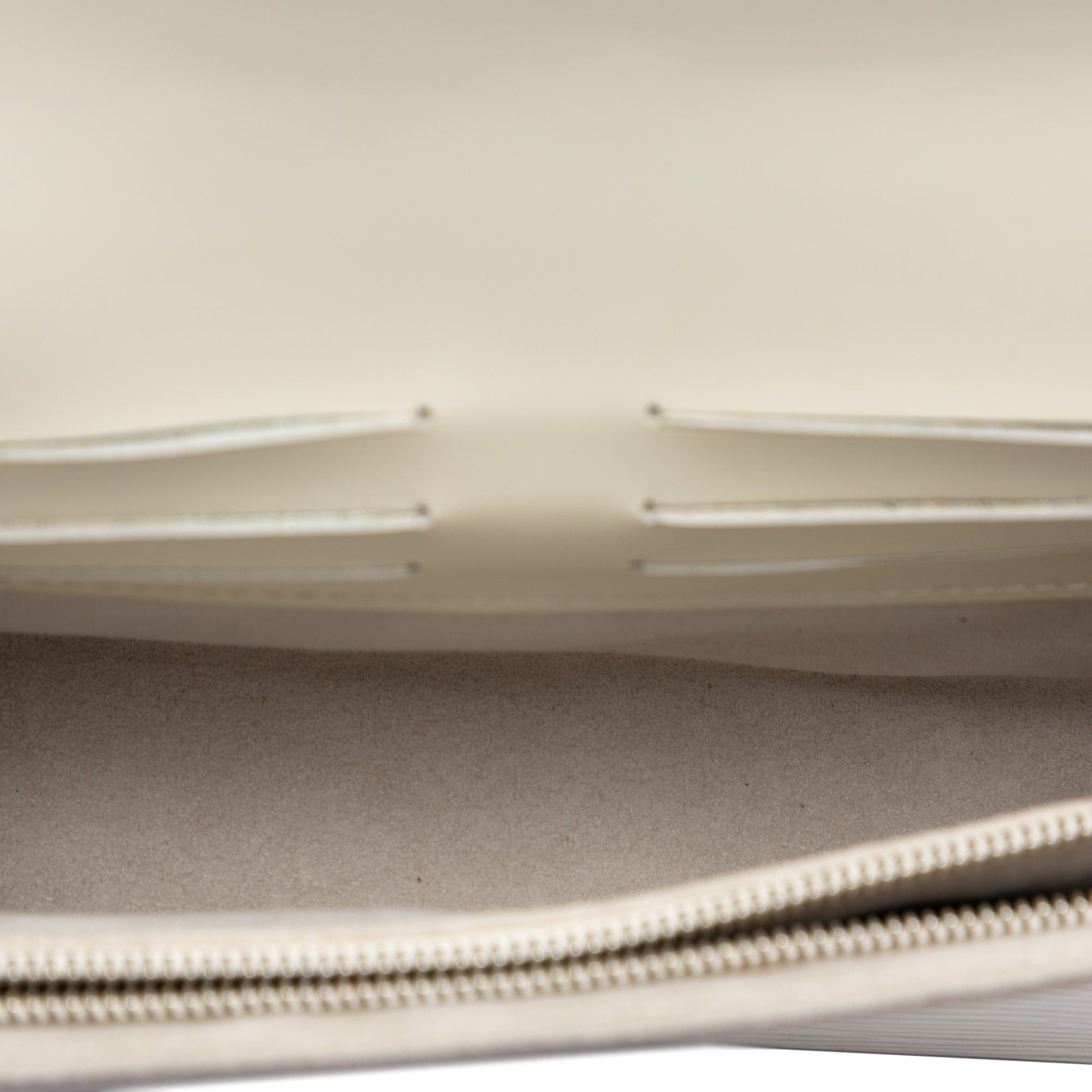 Louis Vuitton Epi Sevigne Clutch Size ONE SIZE - 4 Thumbnail