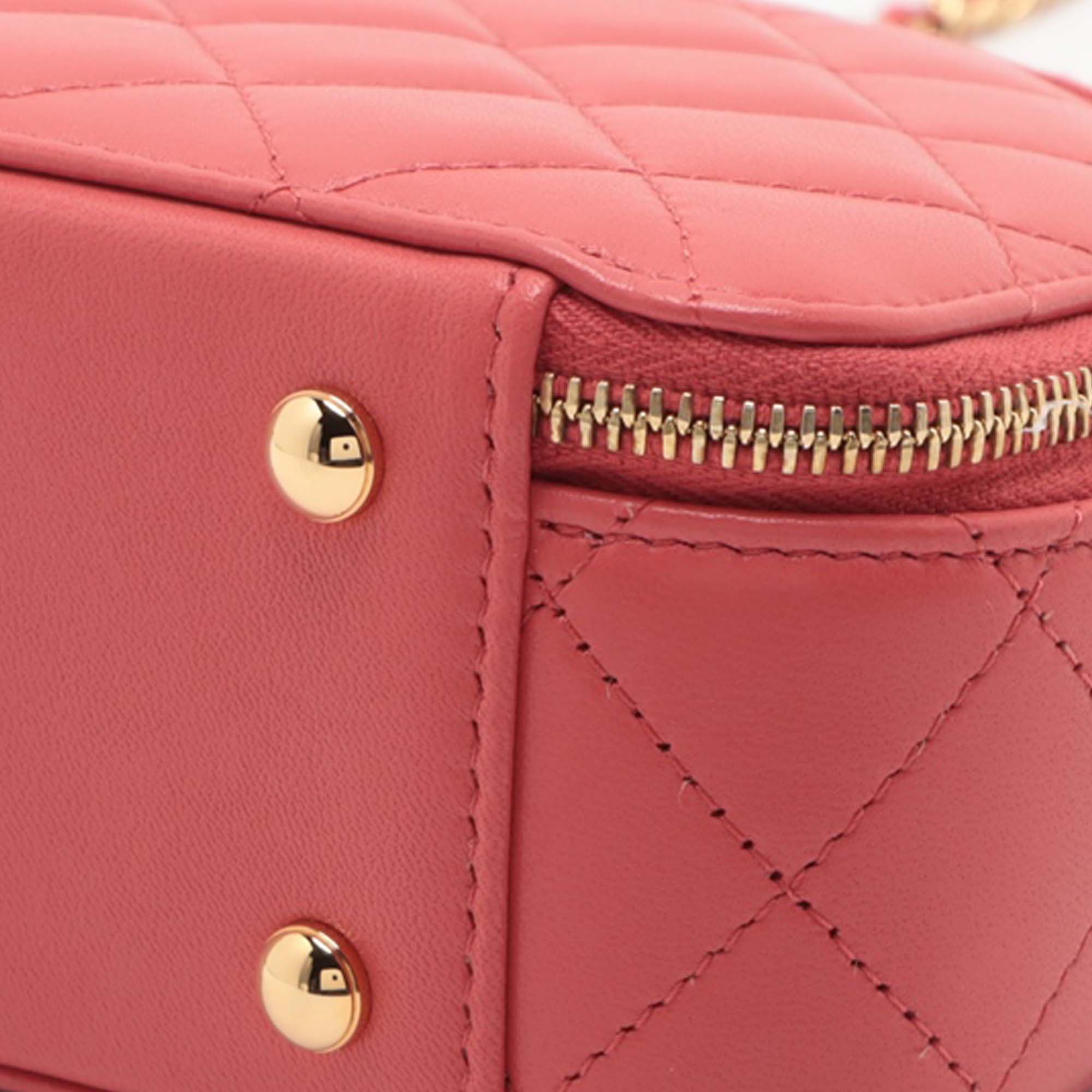 Chanel Quilted Lambskin Chic Riviera Top Handle Vanity Case Size ONE SIZE - 7 Thumbnail