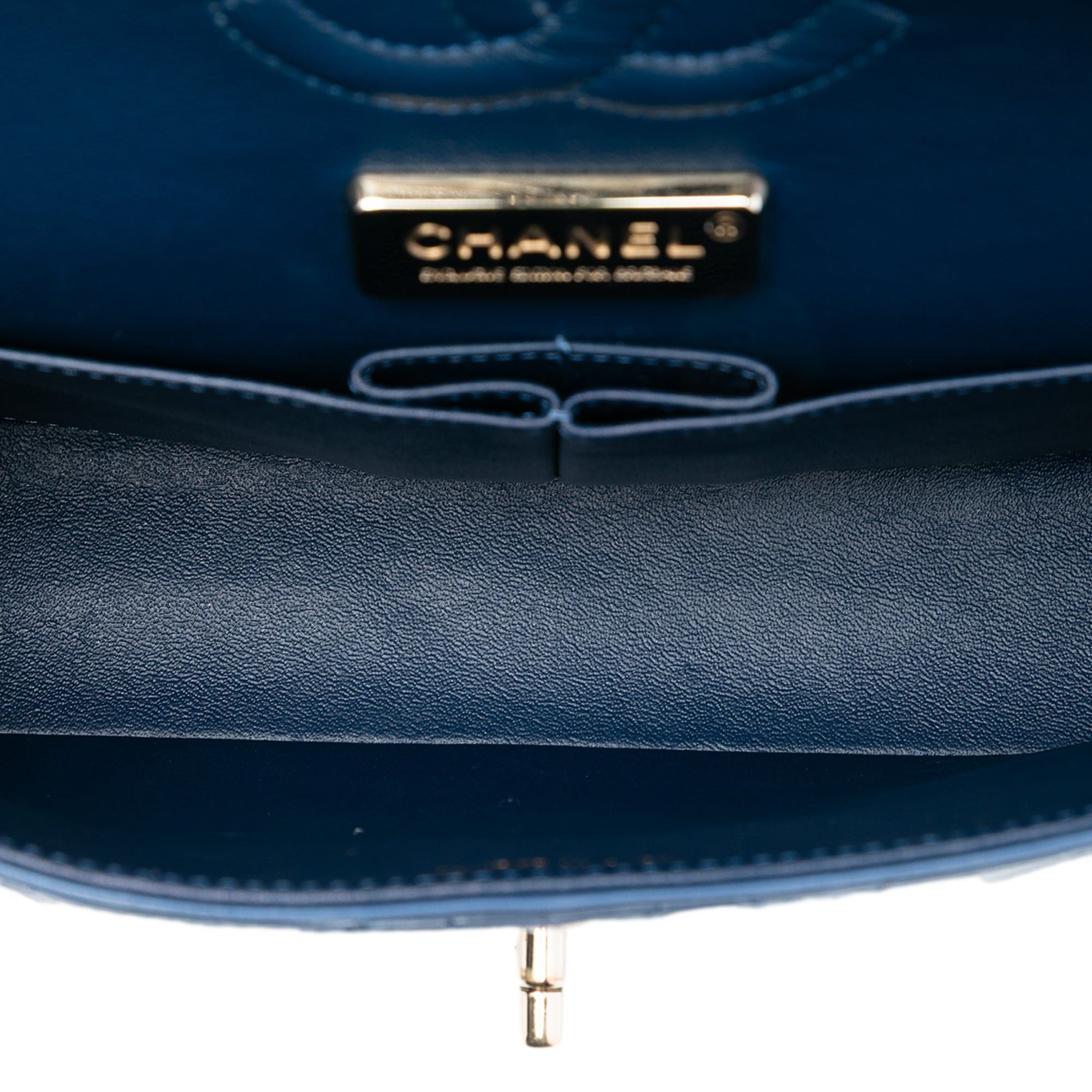 Chanel Medium Classic Glazed Calfskin Camellia Double Flap Size ONE SIZE - 4 Thumbnail