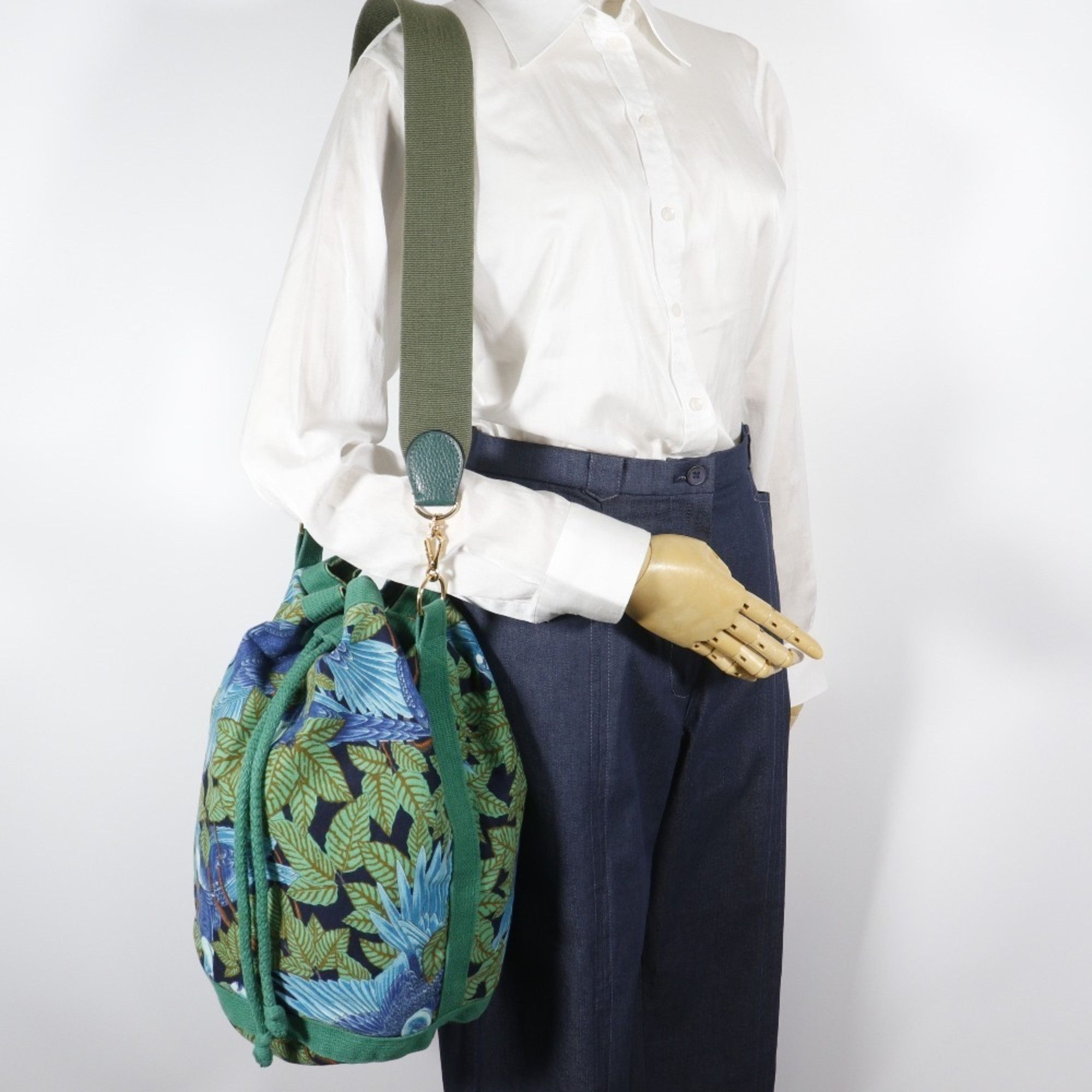 Hermes Hermes Hermès Botanical and Bird Print Cotton Shoulder Bag, Green, A5 Purse, Women's Size ONE SIZE - 12 Thumbnail