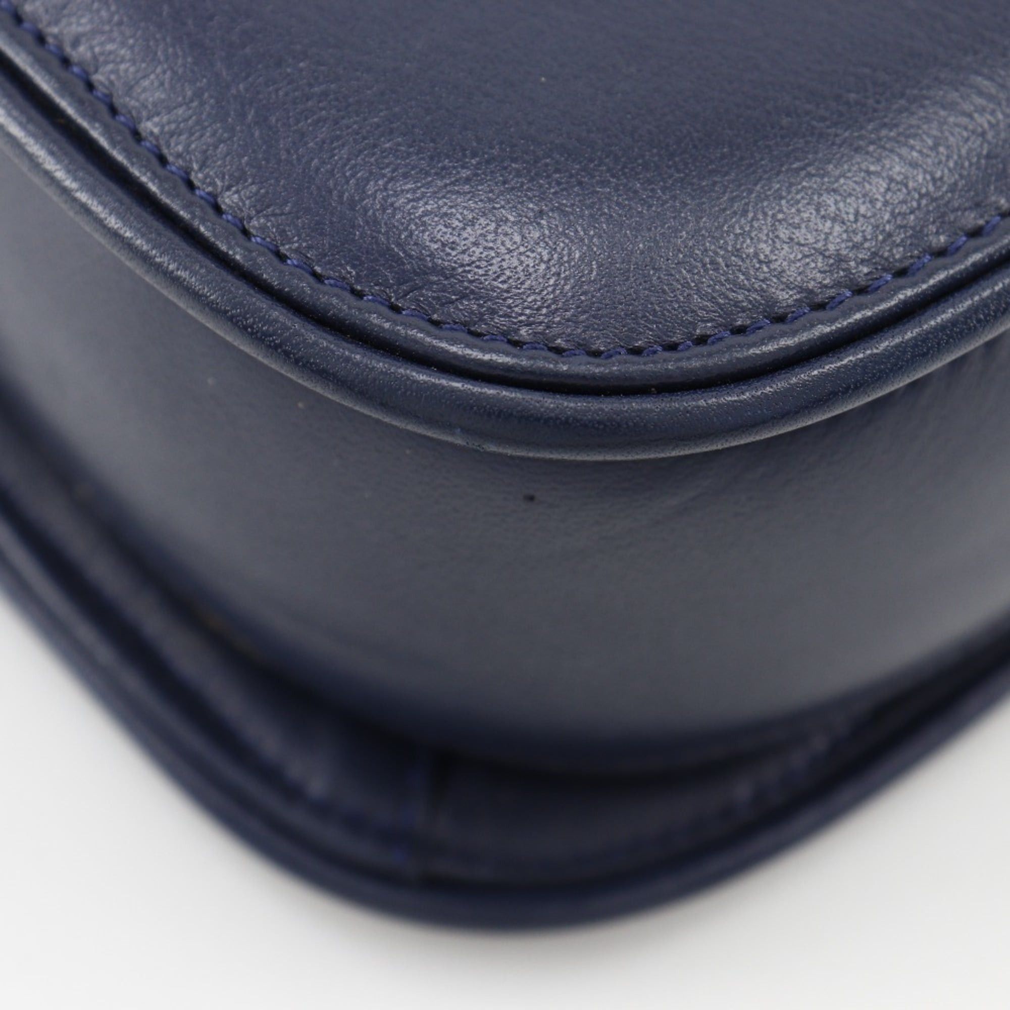 Gucci Gucci Old Shoulder Bag, Vintage Calfskin, Navy Blue, with Magnetic closure, Gucci, Women's Size ONE SIZE - 4 Thumbnail