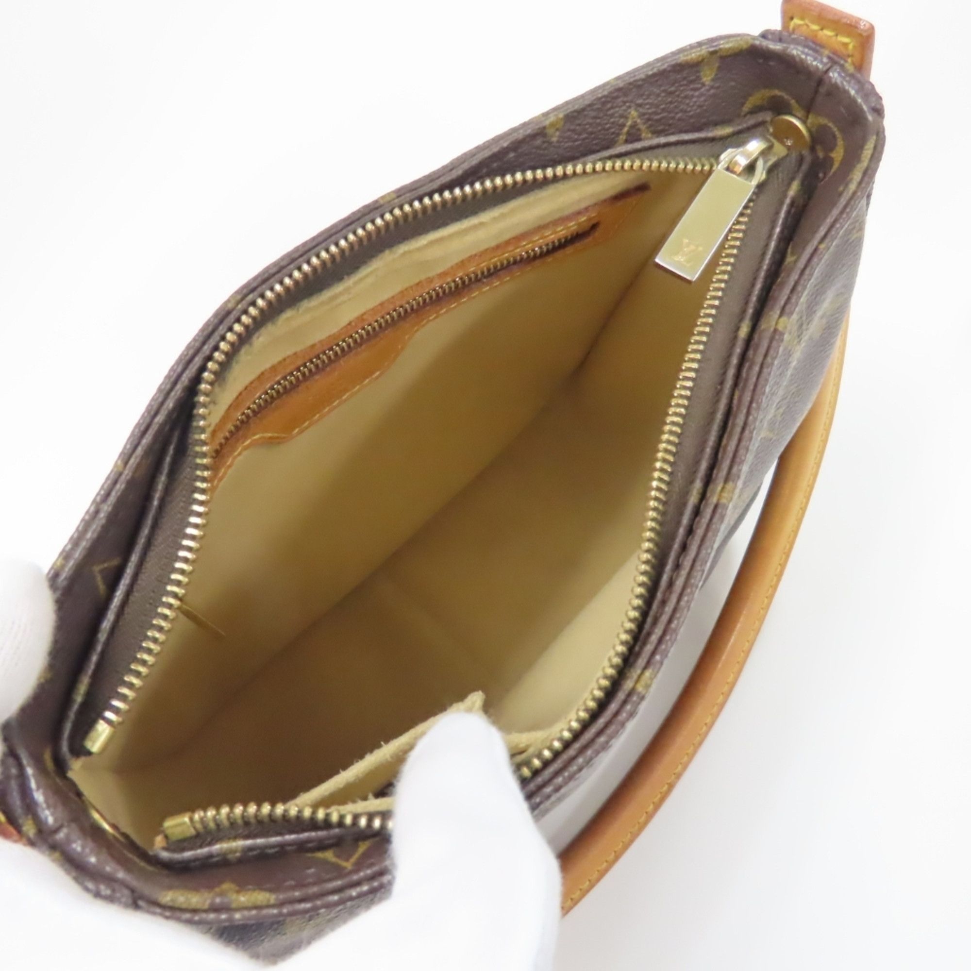 Louis Vuitton Louis Vuitton Looping MM Shoulder Bag M51146 Monogram Brown One-Shoulder for Women LOUIS VUITTON Size ONE SIZE - 22 Thumbnail