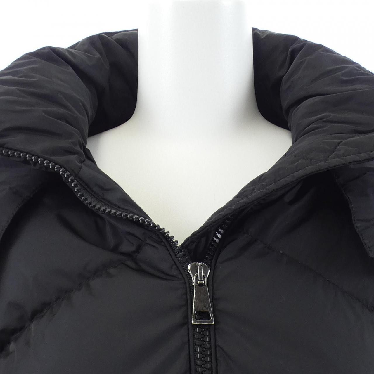 Moncler Moncler Moncler ALOES C0068 Down Jacket Textile Outerwear ALOES DUTY FREE for USA Size ONE SIZE - 6 Thumbnail