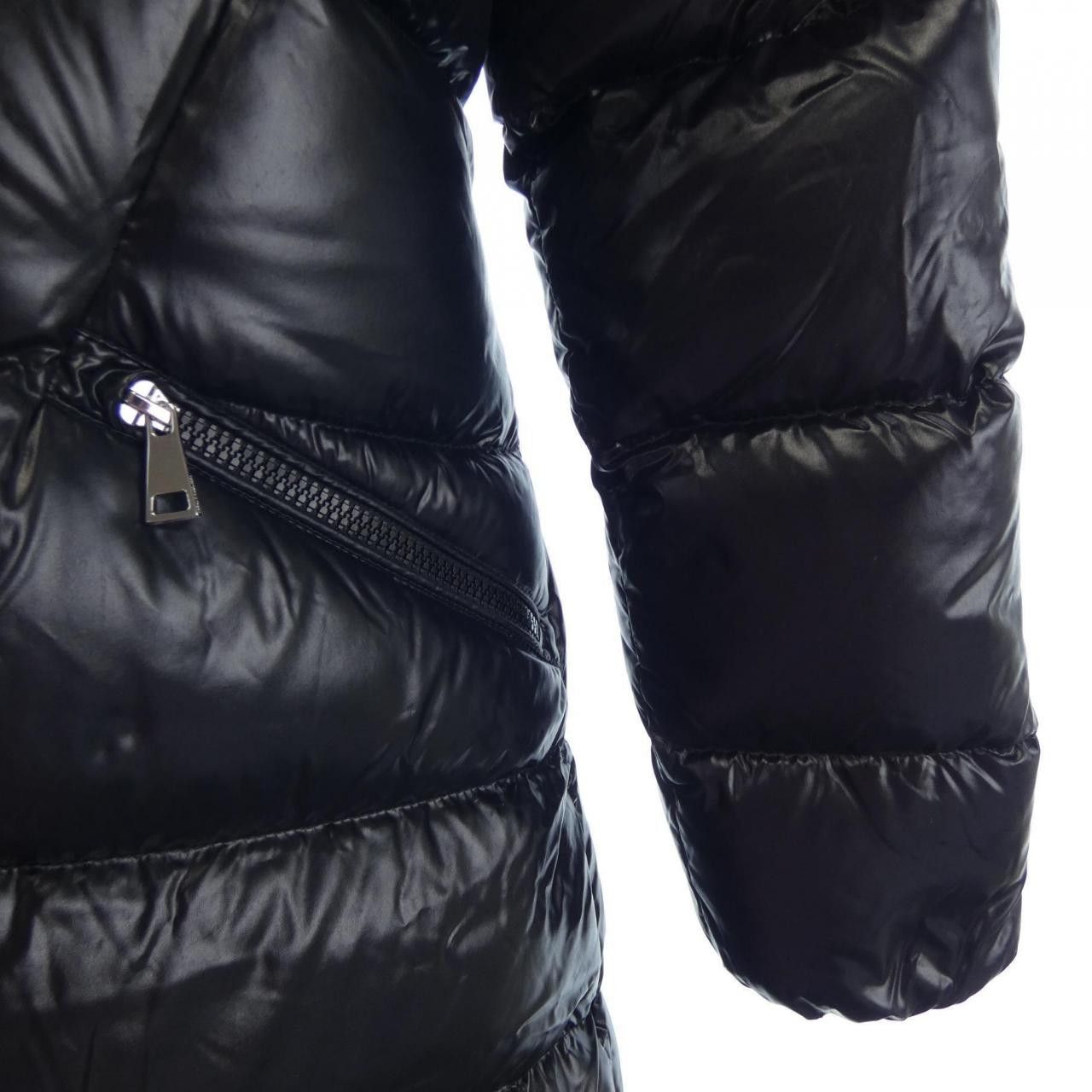Moncler Moncler Moncler BELLEVUE 5963V Down Coat Textile Outerwear 5963V DUTY FREE for USA Size ONE SIZE - 7 Thumbnail