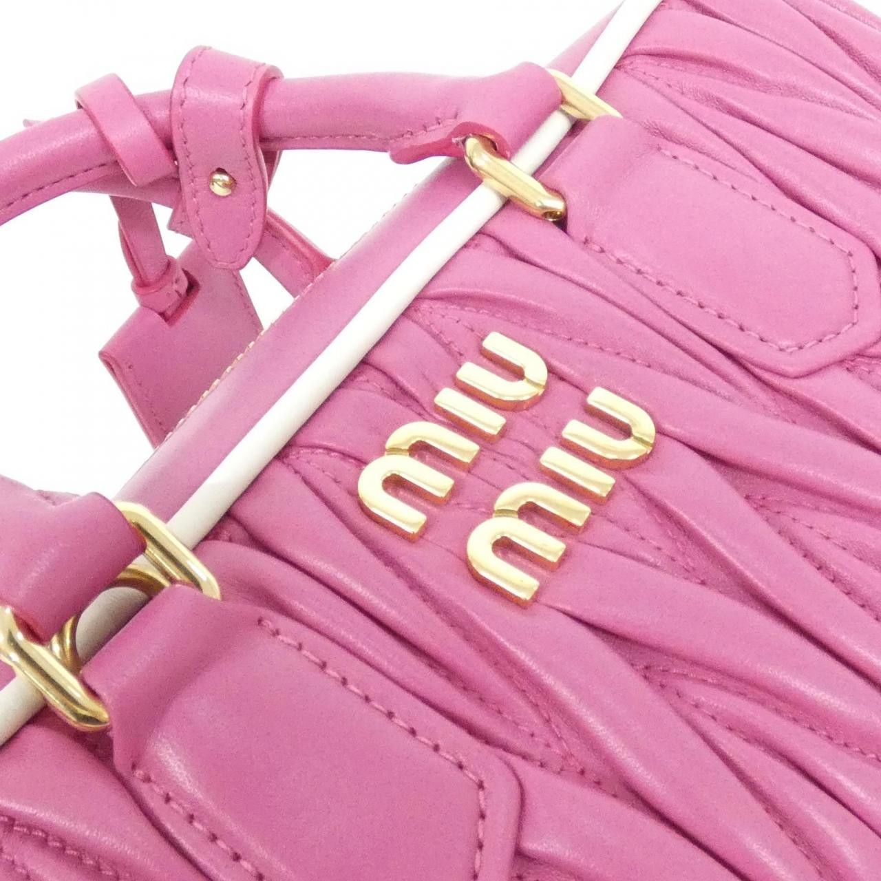 Miu Miu Miu Miu Miu Miu 5BB142 Matelassé Pipi Shoulder Bag Leather Crossbody Bag 5BB142 DUTY FREE for USA Size ONE SIZE - 6 Thumbnail
