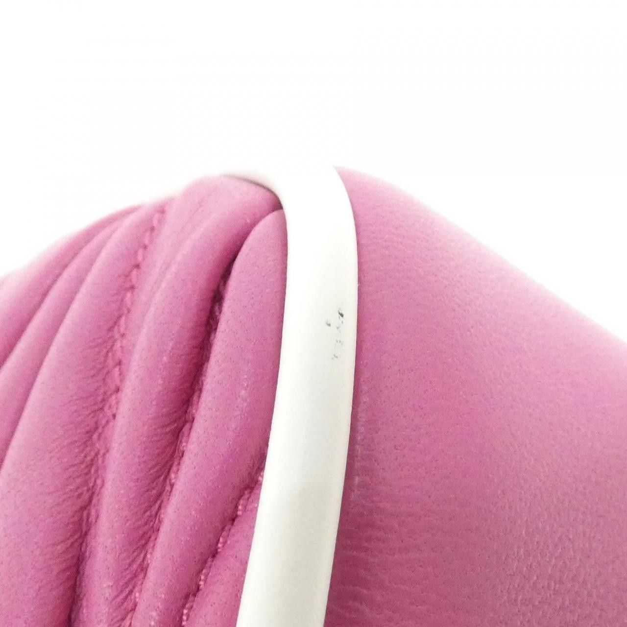 Miu Miu Miu Miu Miu Miu 5BB142 Matelassé Pipi Shoulder Bag Leather Crossbody Bag 5BB142 DUTY FREE for USA Size ONE SIZE - 4 Thumbnail
