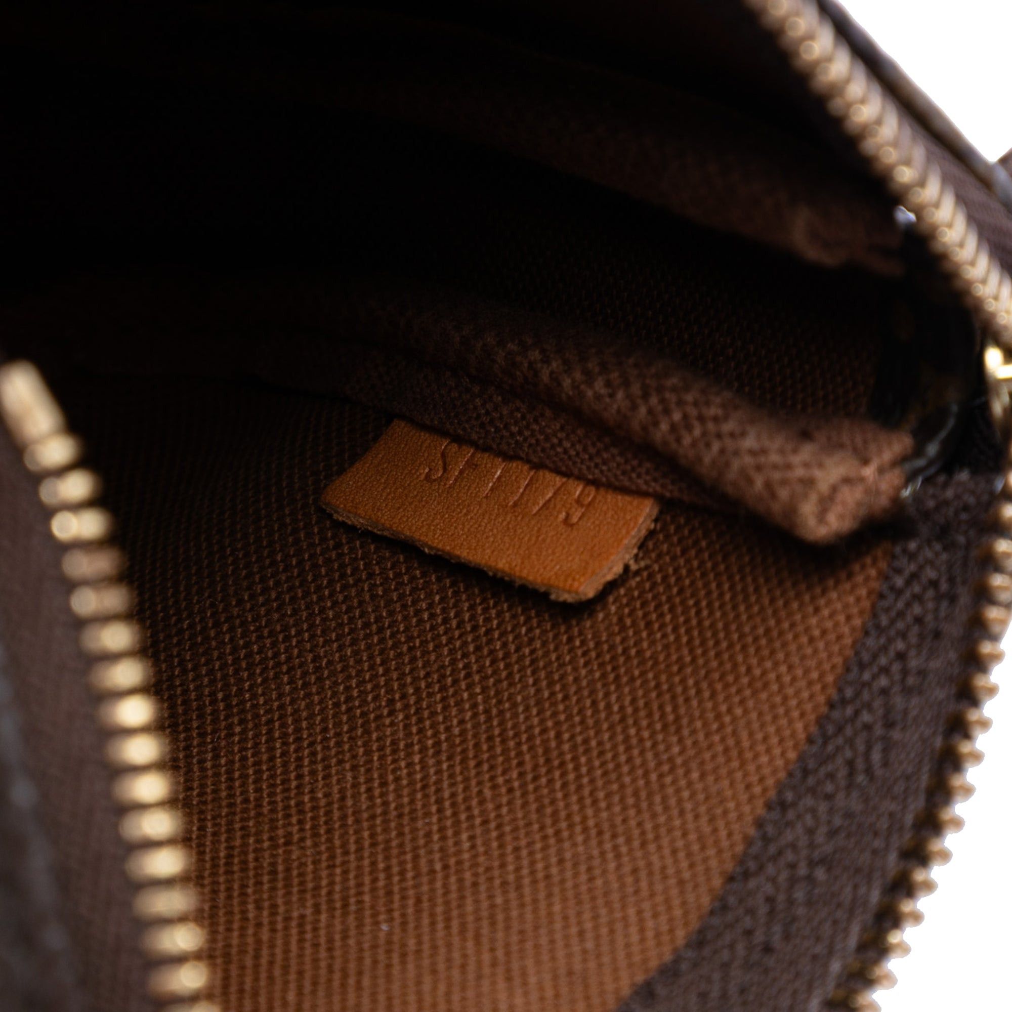 Louis Vuitton Monogram Mini Pochette Accessoires Size ONE SIZE - 6 Thumbnail