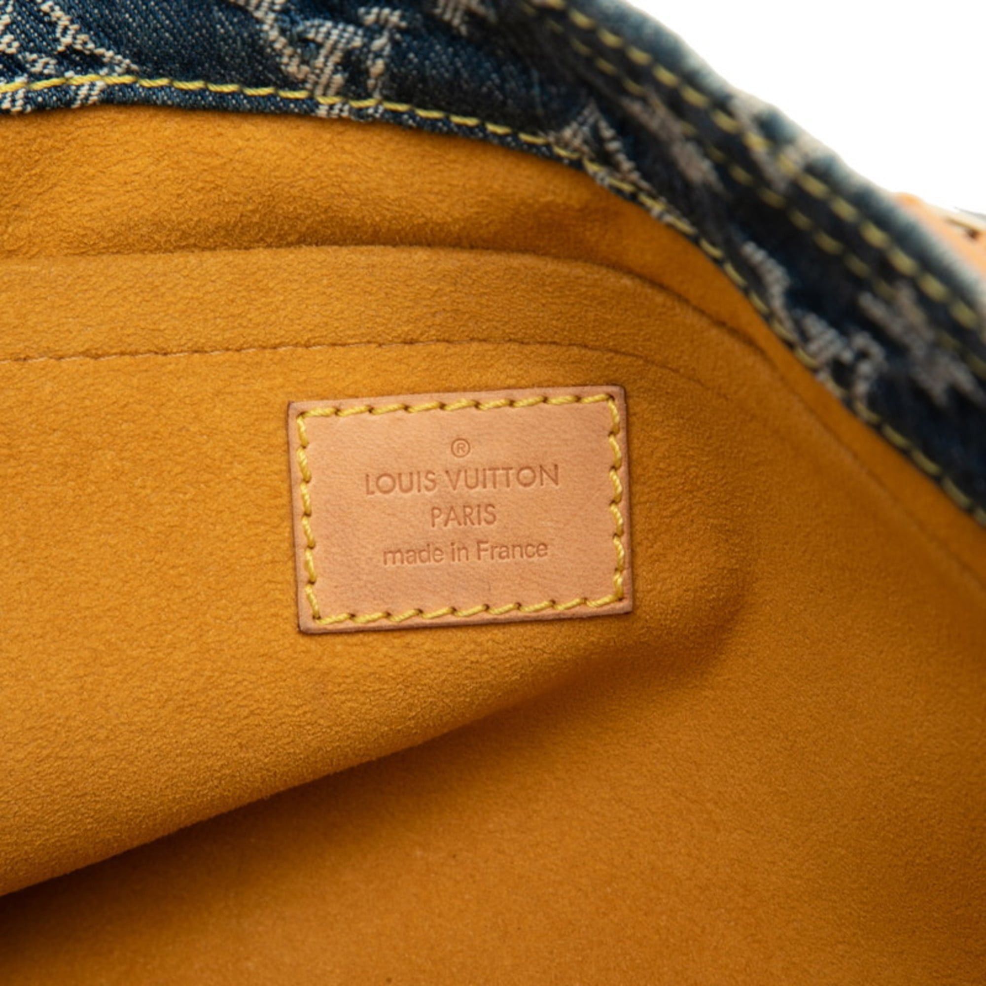 Louis Vuitton Louis Vuitton Monogram Denim Flat Shopper Tote Bag/Handbag M95018 in Indigo Blue Canvas and Leather, Women's LOUIS VUITTON Size ONE SIZE - 5 Thumbnail