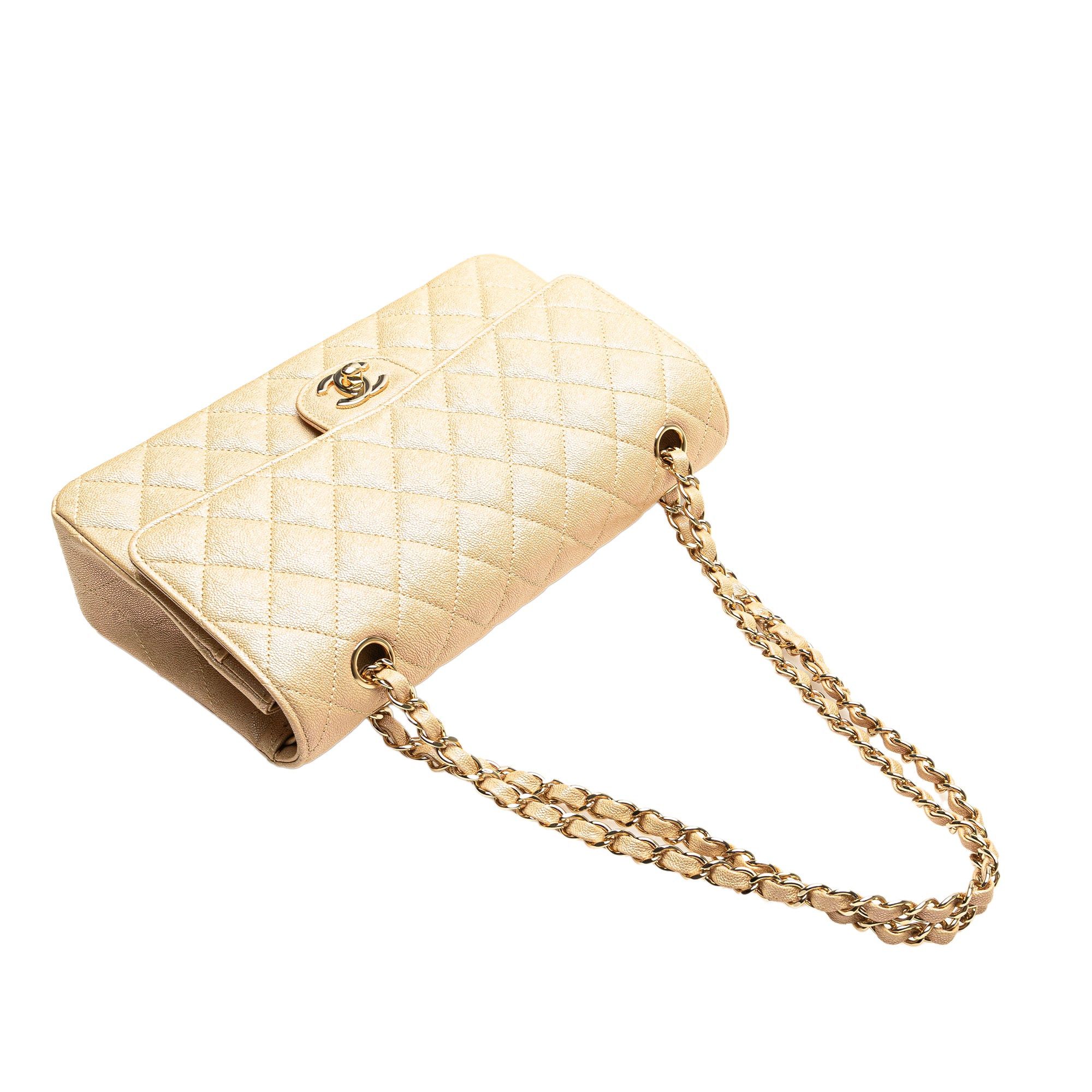 Chanel Medium Classic Iridescent Caviar Double Flap Size ONE SIZE - 12 Thumbnail
