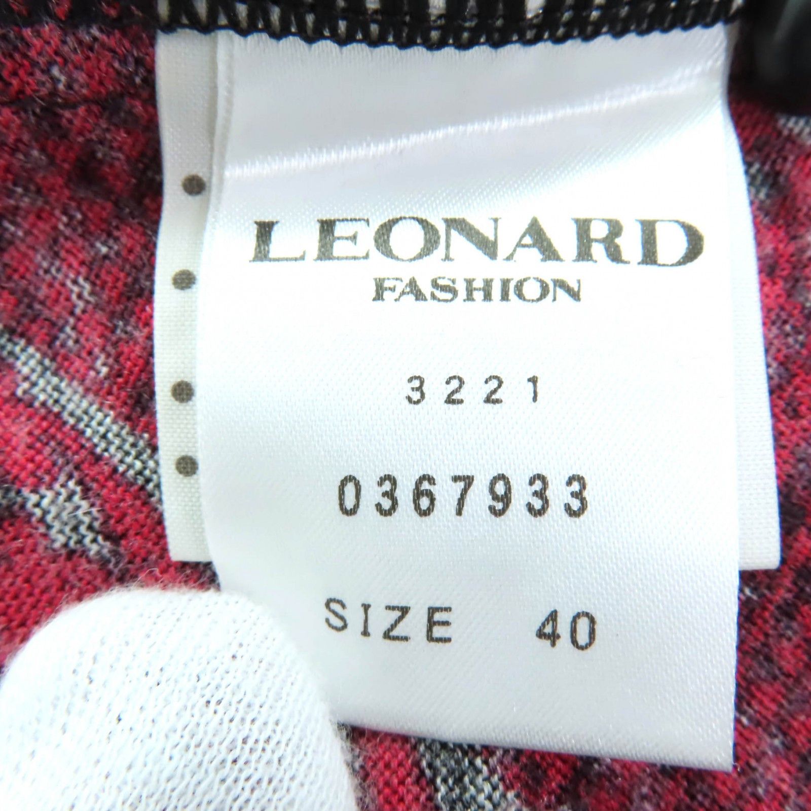 Other Leonard LEONARD FASHION Wool Silk Cardigan Textile Tops DUTY FREE for USA Size ONE SIZE - 8 Thumbnail