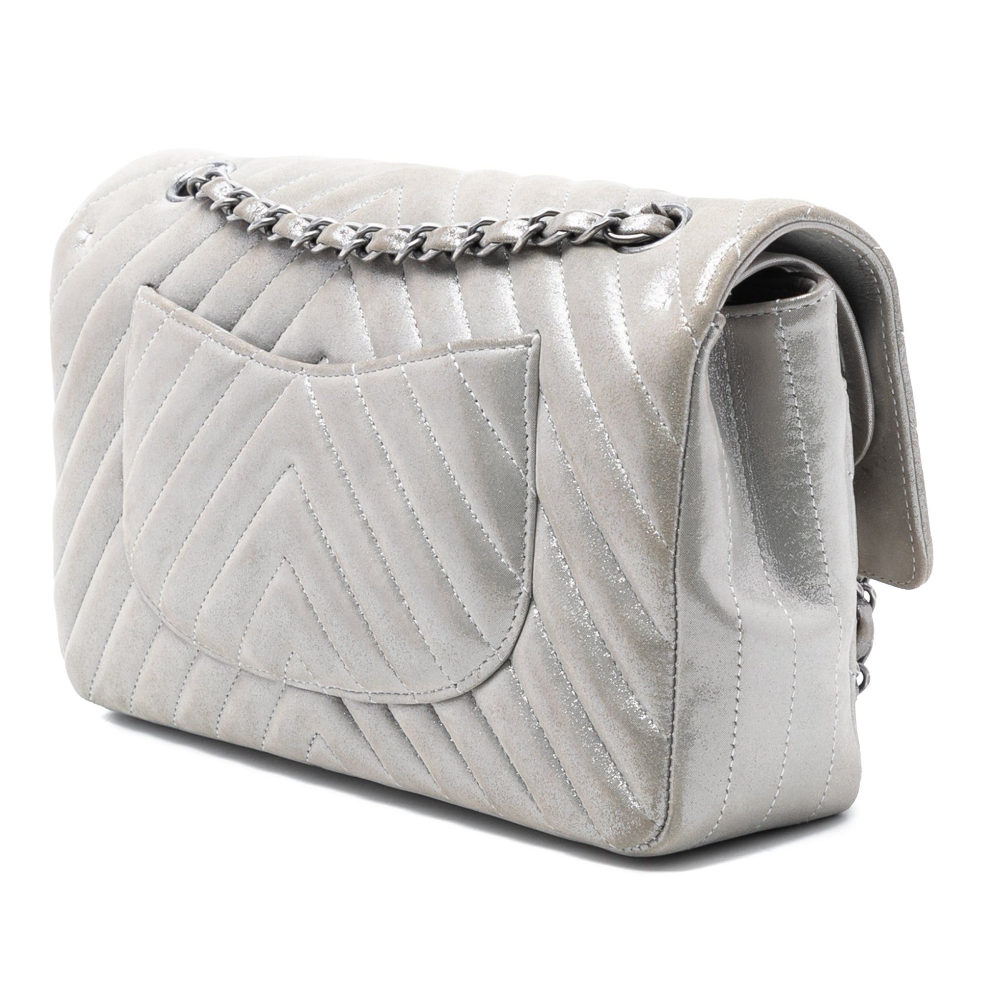 Chanel Medium Classic Chevron Iridescent Lambskin Double Flap Size ONE SIZE - 2 Thumbnail