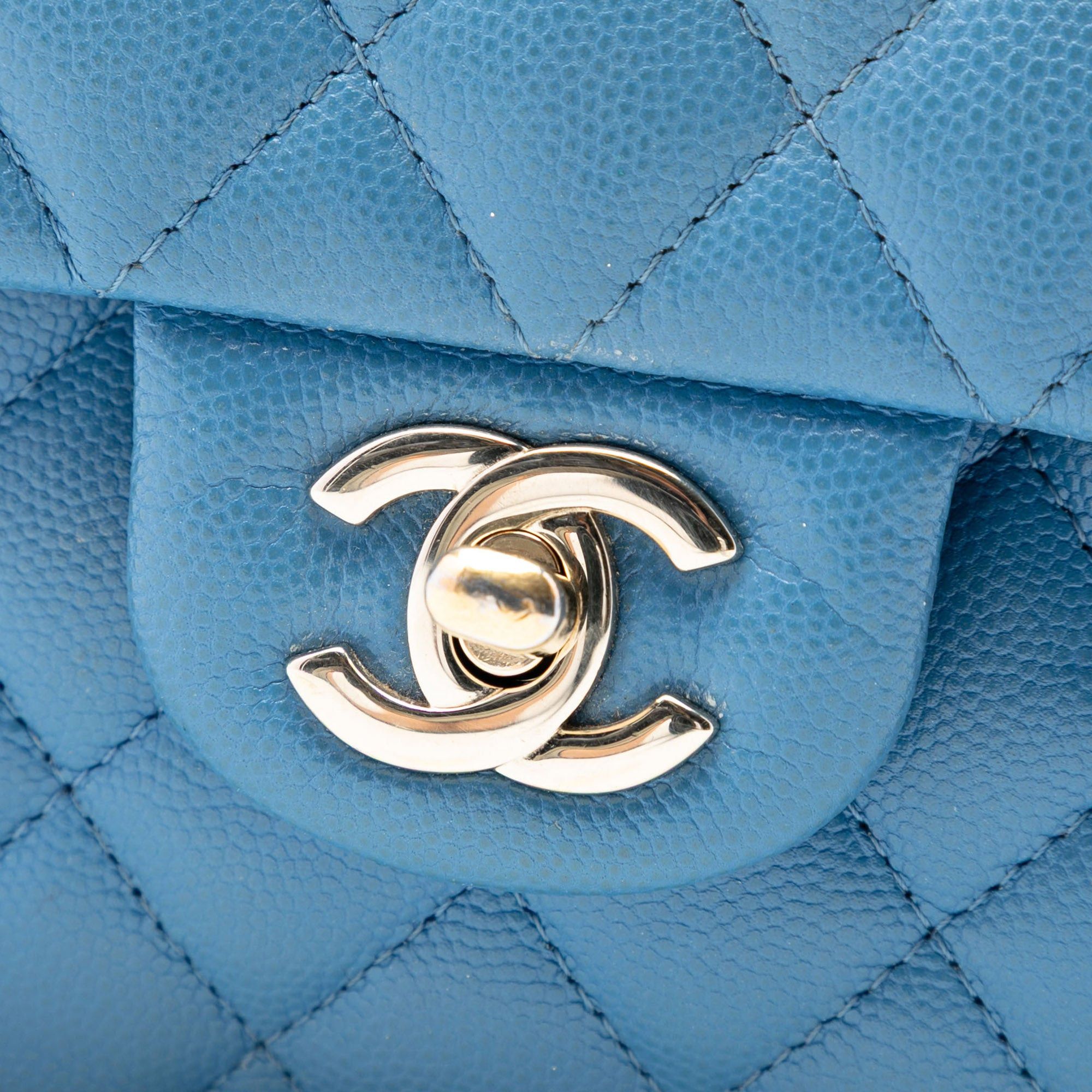 Chanel Small Classic Caviar Double Flap Size ONE SIZE - 5 Thumbnail